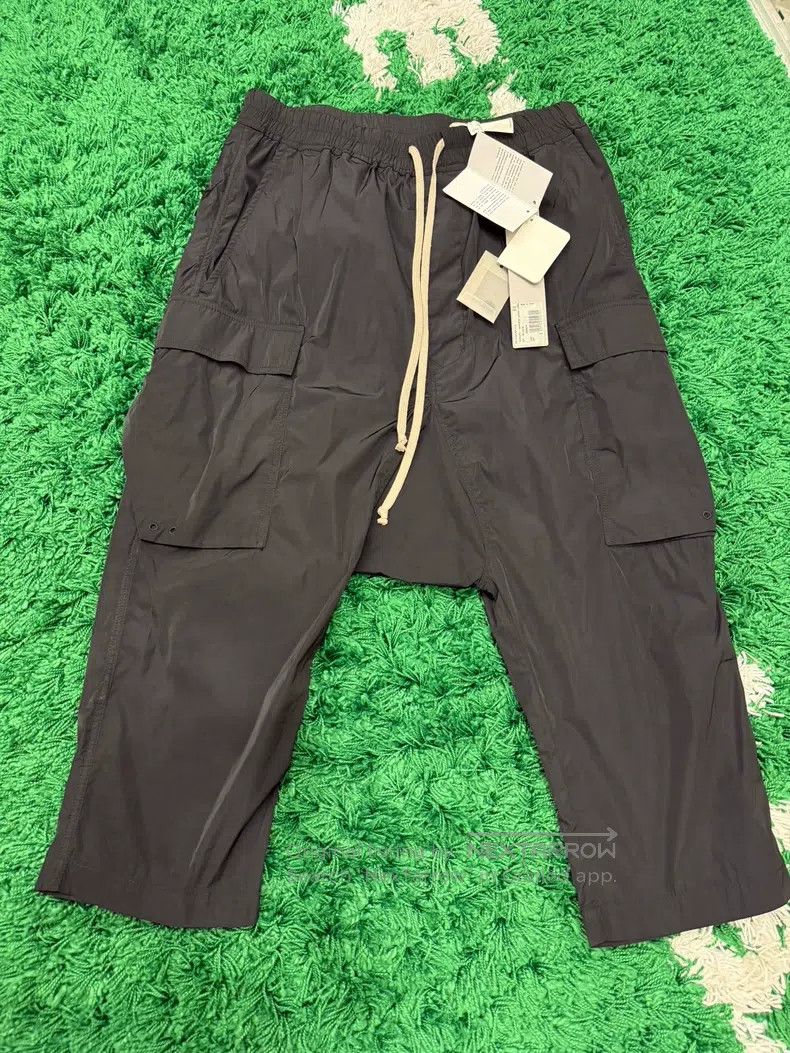 Rick Owens RICK OWENS Nylon Seven Quarter Pants Size US 34 / EU 50 - 1 Thumbnail