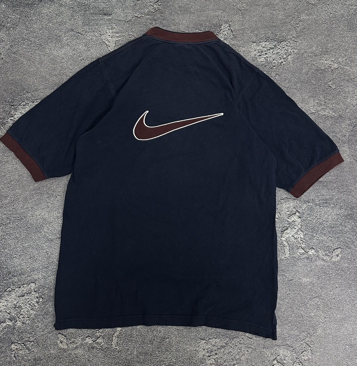 Nike × Vintage Vintage 90s NIke Embroidered Big Swoosh T-Shirt M Size Size US M / EU 48-50 / 2 - 1 Thumbnail