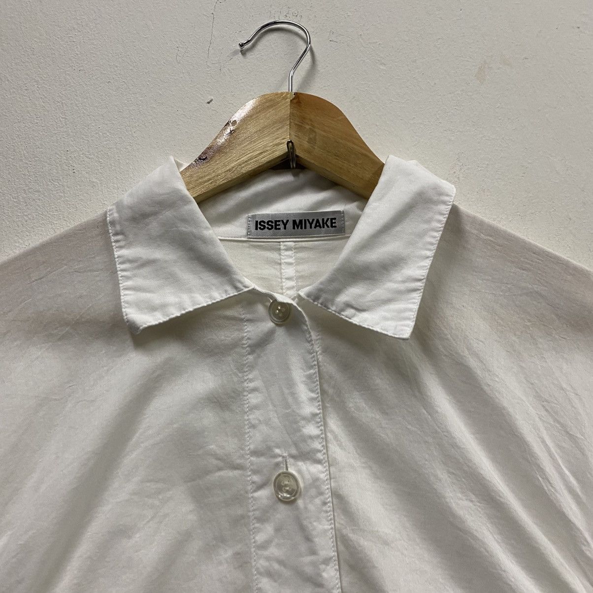 Issey Miyake Issey Miyake White Ruched Button-Up Shirt Size M / US 6-8 / IT 42-44 - 9 Thumbnail