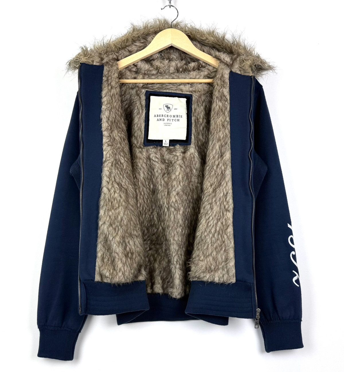 Abercrombie & Fitch Abercrombie & Fitch Full Fur Zip Hoodie ifsixwasnine style Size US L / EU 52-54 / 3 - 3 Thumbnail