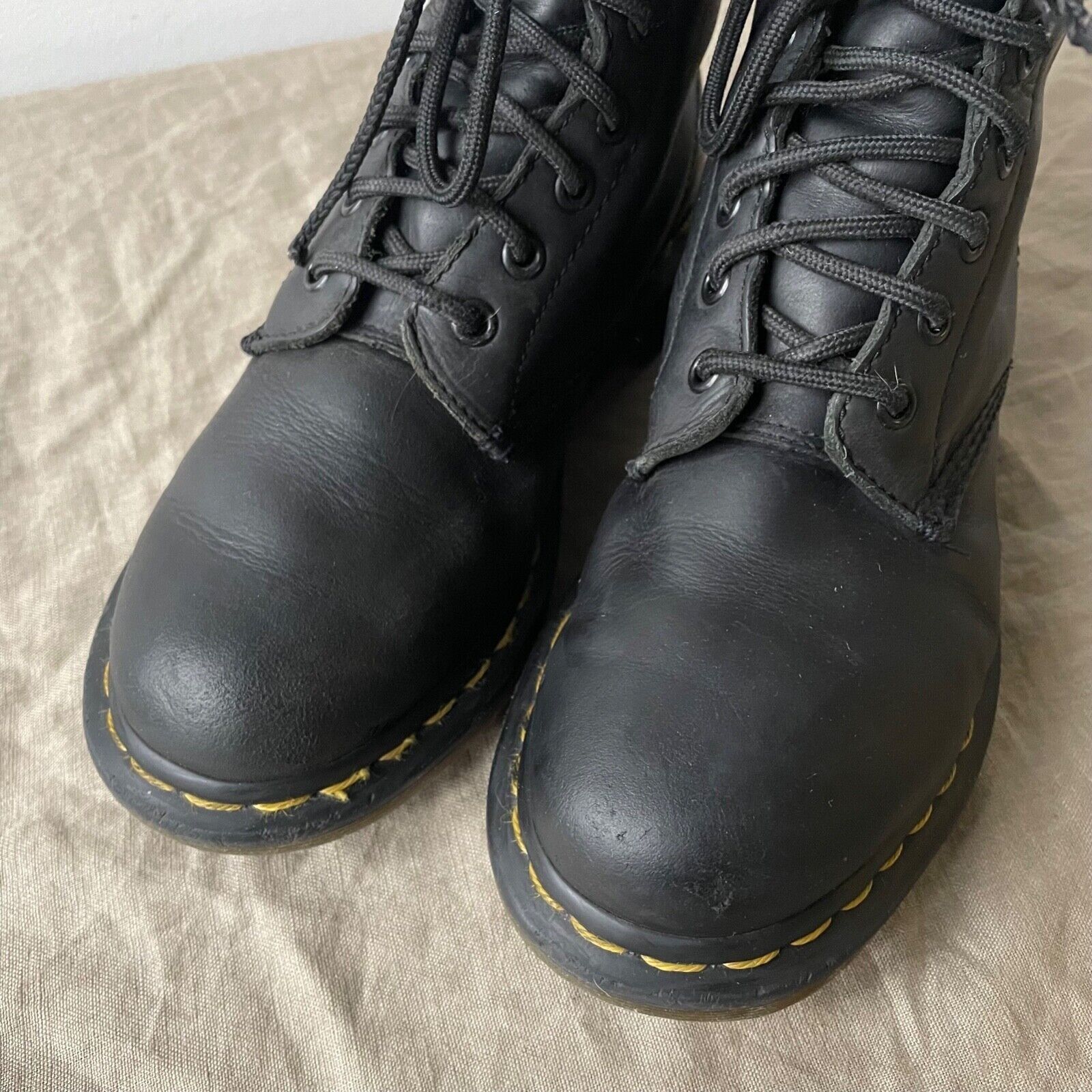 Dr. Martens Dr Martens Serena Black Sherpa Warm Lining Boots 8504AC Size US 6 / IT 36 - 3 Thumbnail