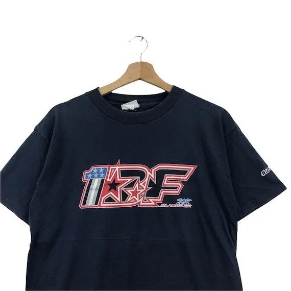 Vintage Vtg BLACK FLYS Skate 1st Anniversary Tee Shirt Made In USA Size US S / EU 44-46 / 1 - 3 Thumbnail