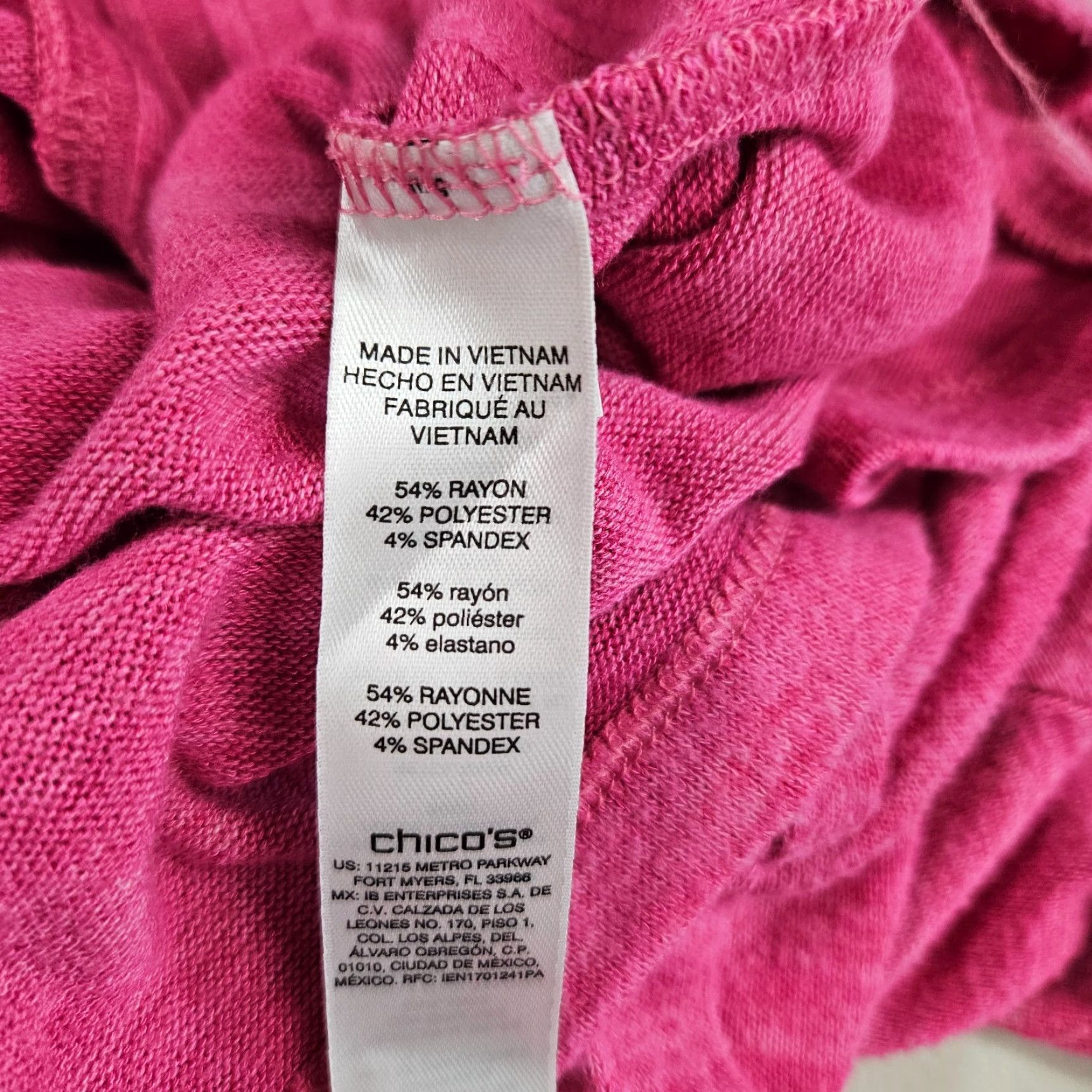 Vintage Chico's Womens Top Shirt 3/4 Sleeve V-Neck Pink Pocket Rayon Blend Polyester Spandex Solid M Womens Size M / US 6-8 / IT 42-44 - 5 Thumbnail