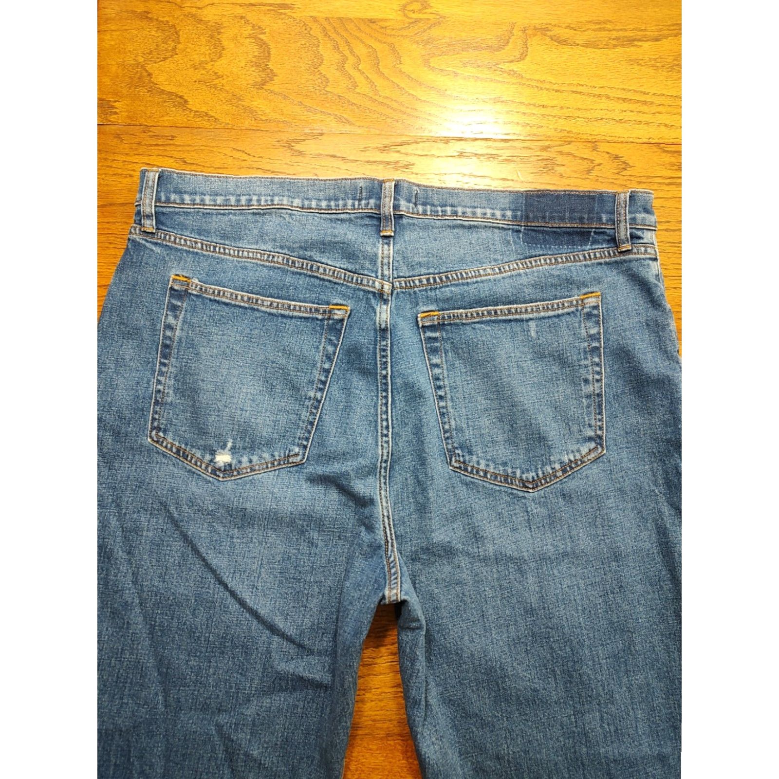 Abercrombie & Fitch VINTAGE Abercrombie & Fitch Ankle Jeans Distressed 90s City Womens Plus 20 Blue 27 Inseam 13 Rise 5-Pocket Denim Cotton Blend Zip Closure Size ONE SIZE - 7 Thumbnail