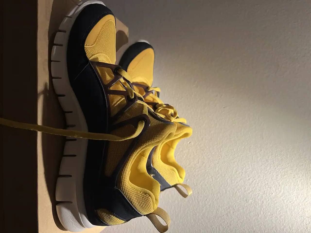 Nike Nike free Huarache Size US 8 / EU 41 - 6 Thumbnail