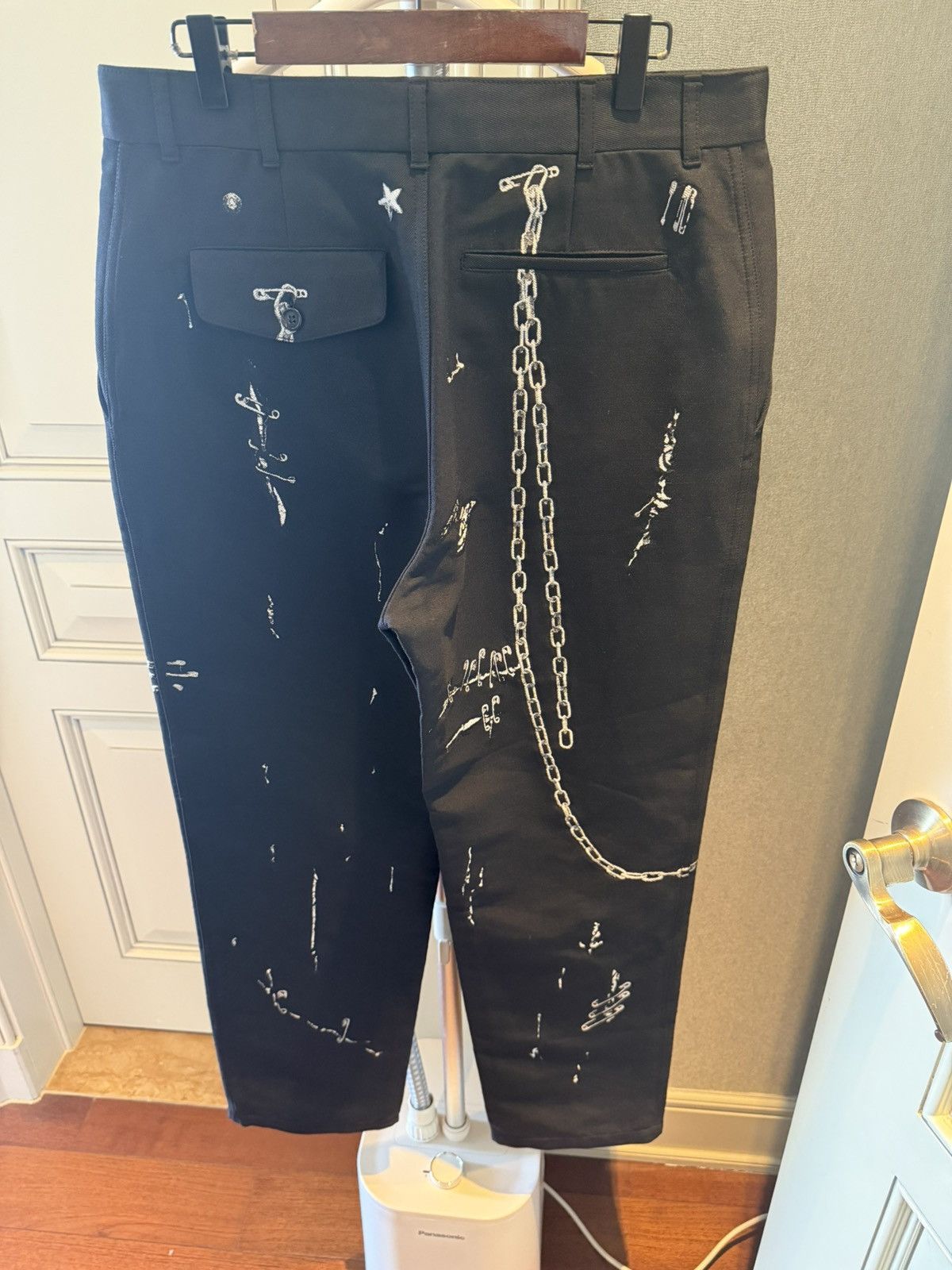 Alexander McQueen safety pins chains print pants size46 Size US 30 / EU 46 - 5 Thumbnail