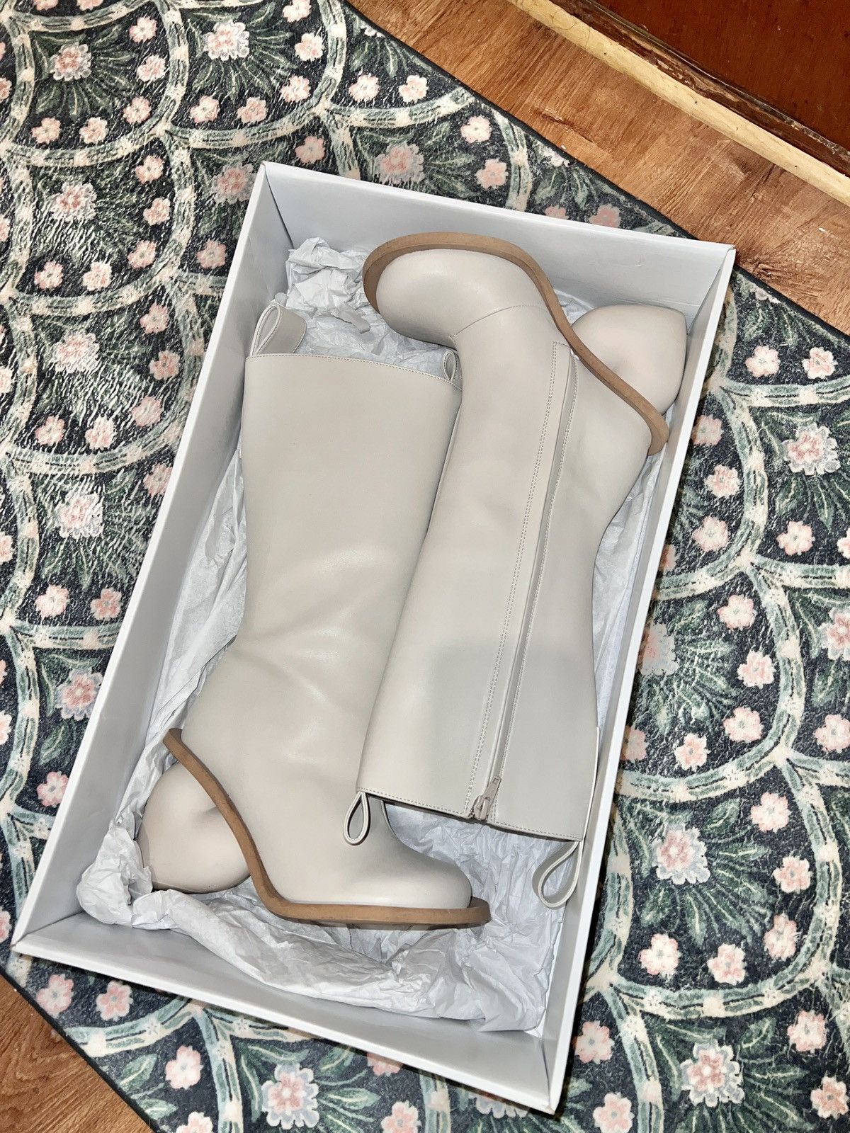 YUME YUME ARCHIVAL YUME YUME Love Heel Knee-High Boots - White Size US 6 / IT 36 - 9 Thumbnail