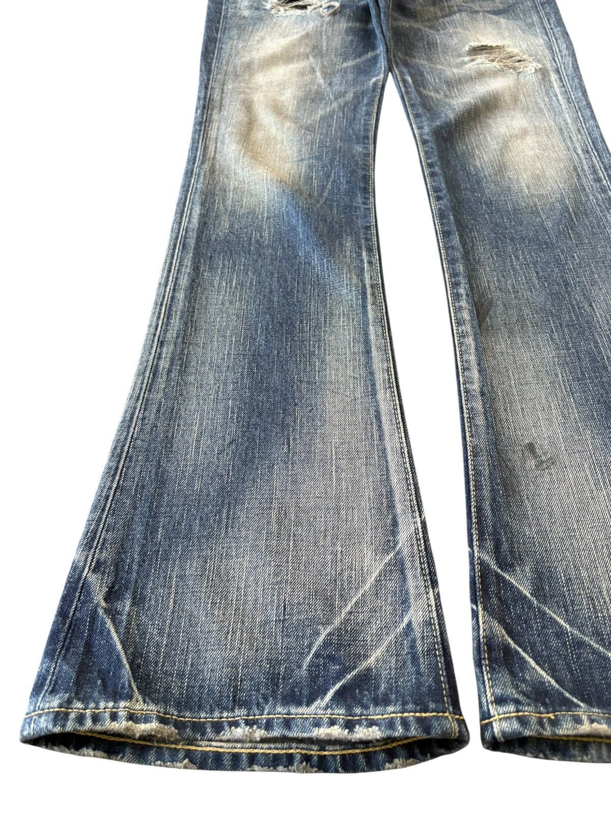 Japanese Brand Vintage Japanese Brand Mud Wash Distressed Flare Jeans Size 31" - 5 Thumbnail