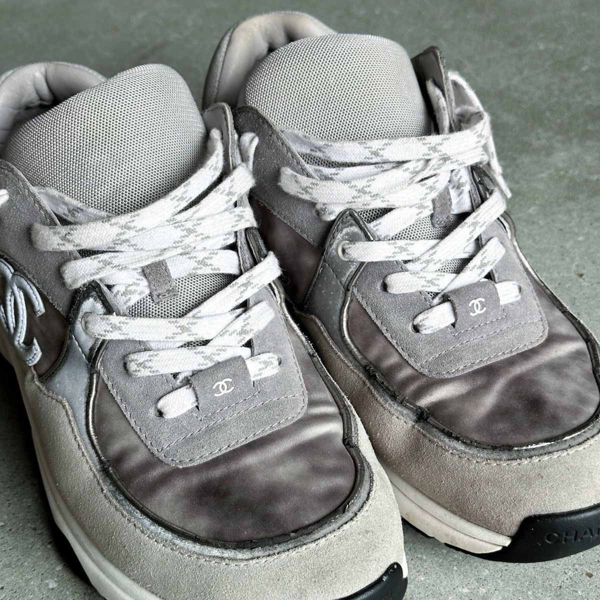 Chanel Chanel 3M CC Suede Low Top Trainer Sneakers Size US 9.5 / EU 42-43 - 2 Thumbnail