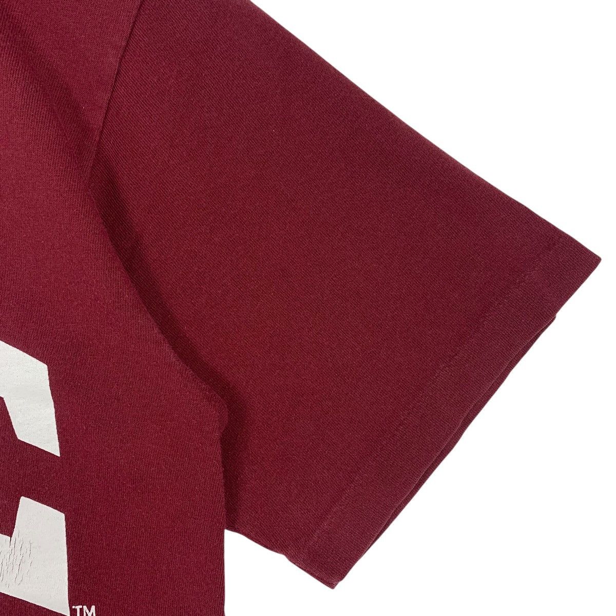 Vintage Vintage 90s YALE University Big spellout maroon colour tee Size US S / EU 44-46 / 1 - 7 Thumbnail