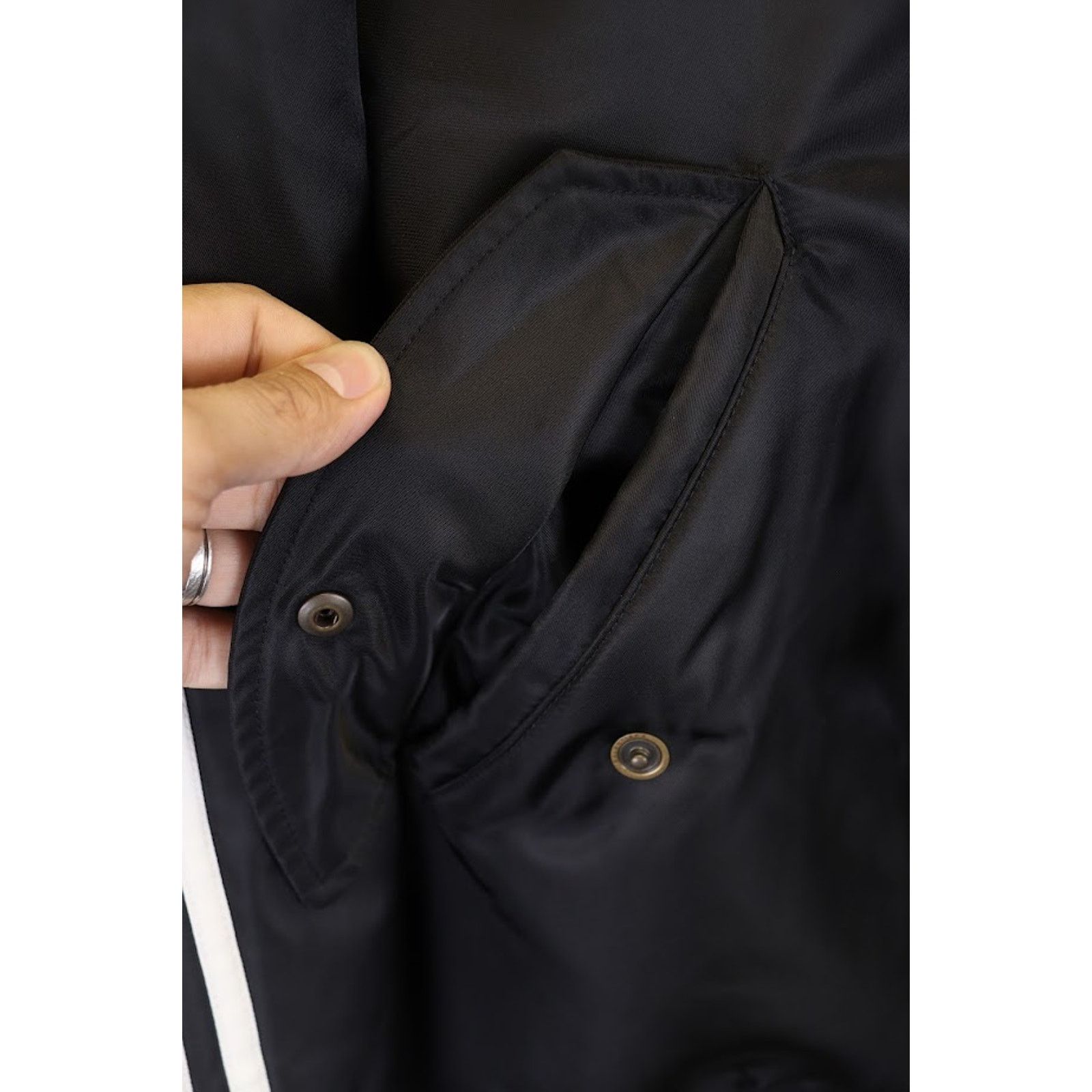 Adidas × Balenciaga o1rshd1 Light Bomber Nylon in Black Size US M / EU 48-50 / 2 - 12 Thumbnail