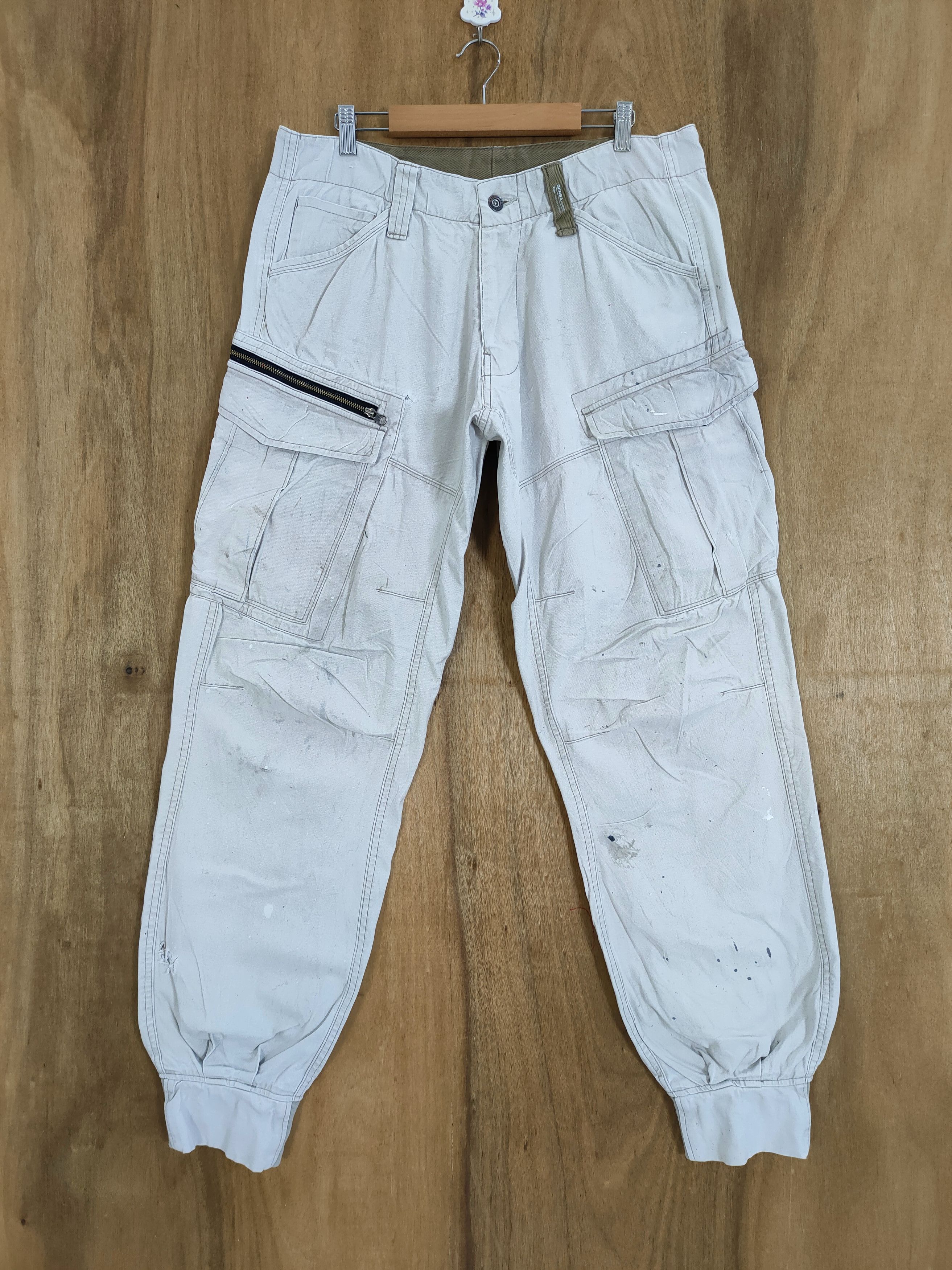 Japanese Brand VINTAGE GENBA DISTRESSED FADED WHITE BAGGY CARGO PANTS Size US 34 / EU 50 - 1 Thumbnail