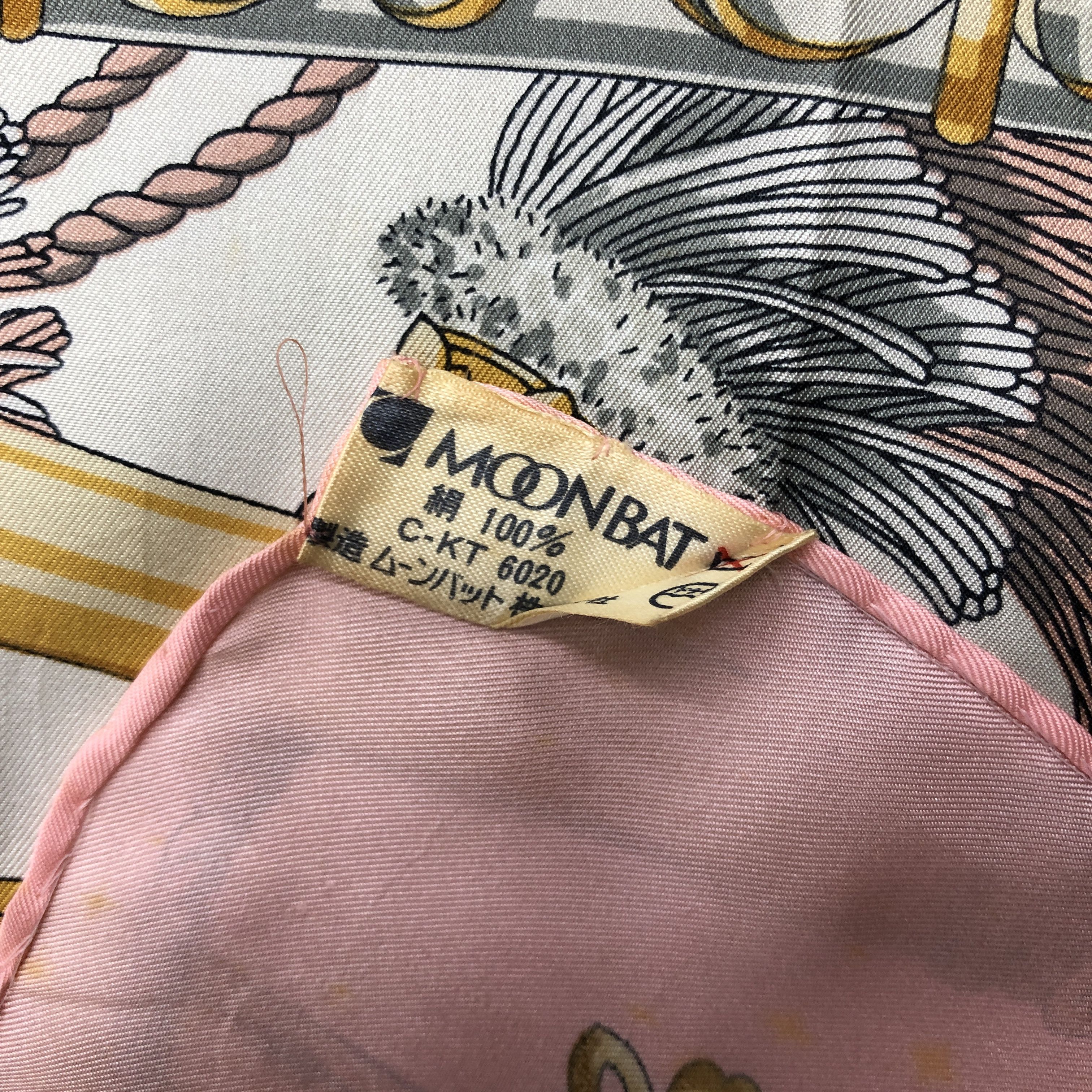 Japanese Brand Vintage SILK Scarf Twill Stole Wraps Scarves - GF60033 Size ONE SIZE - 9 Thumbnail