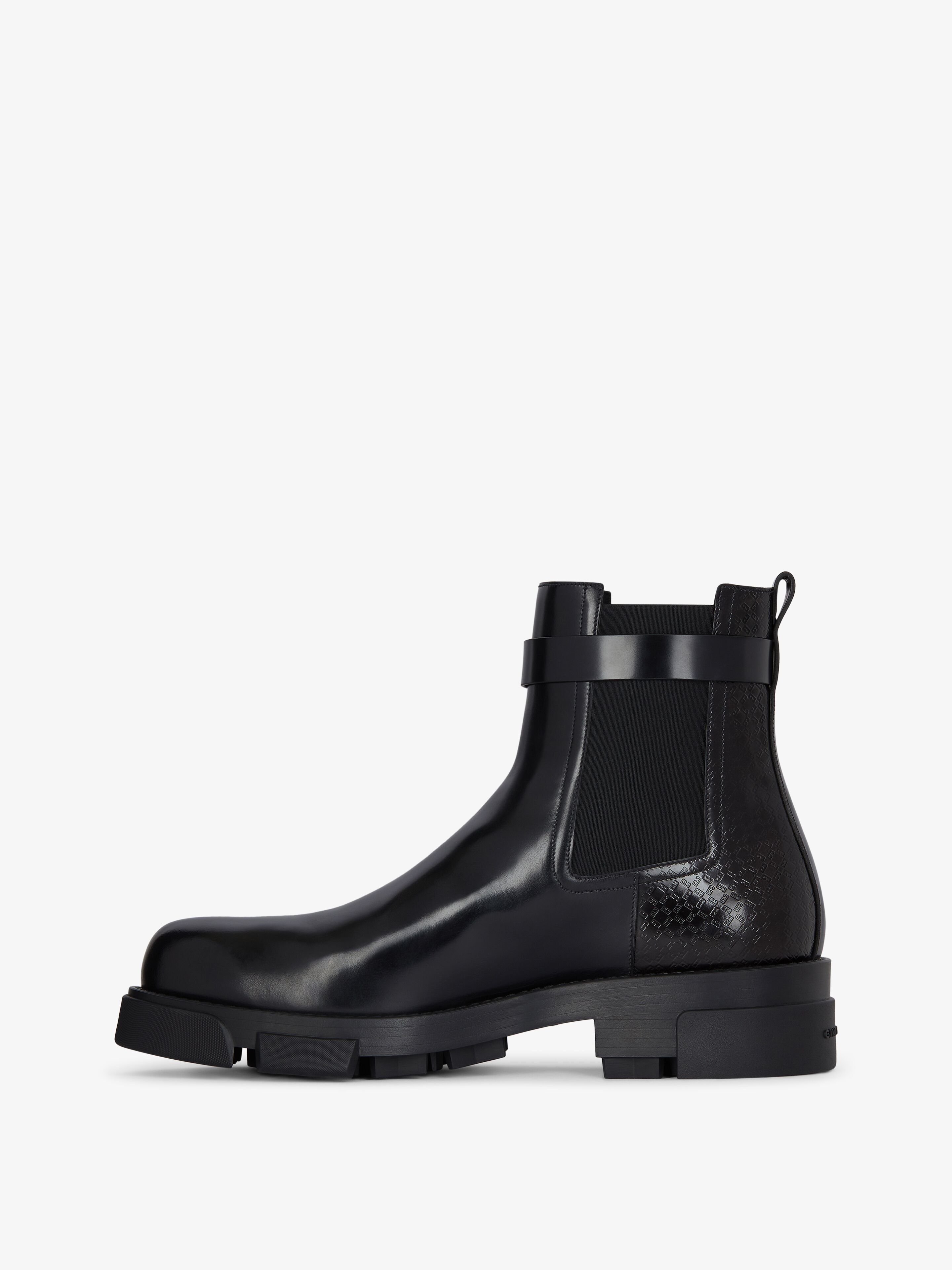 Givenchy o1lv12m1025 Terra Chelesea Boot in Black Size US 9 / EU 42 - 2 Thumbnail