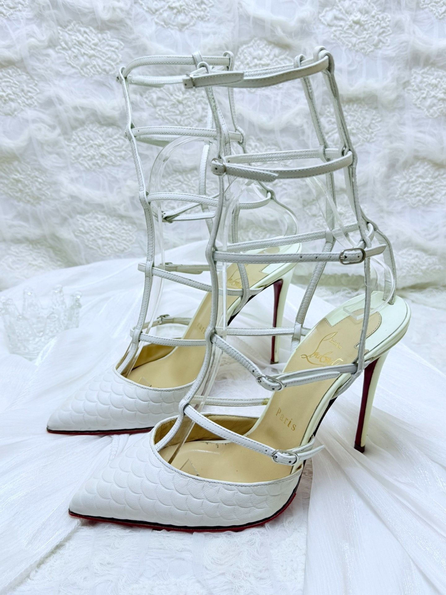 Christian Louboutin Christian Louboutin White Sandals us_7 Women Size US 7 / IT 37 - 1 Thumbnail