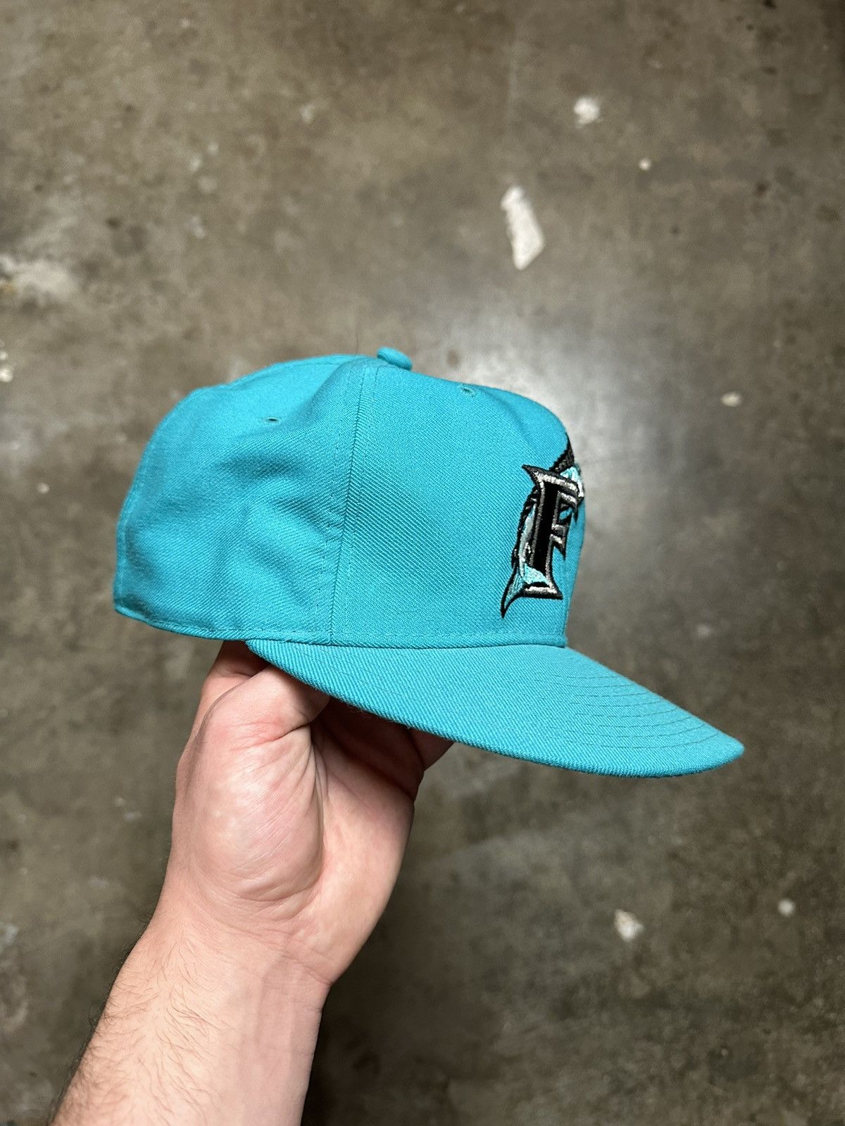 New Era Florida Marlins 90s Fitted Size 7 3/4 Size ONE SIZE - 2 Thumbnail