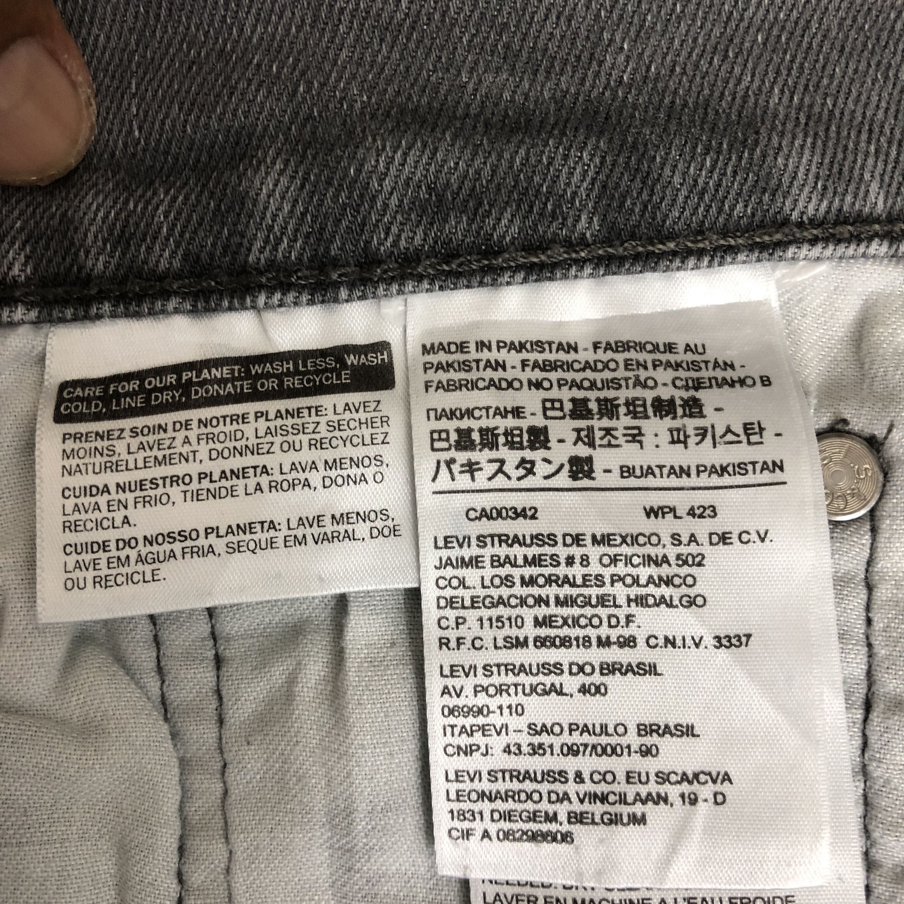 Levi's Vintage Y2K Levis 569 Baggy Denim Levi's Super Black Jeans Size US 36 / EU 52 - 9 Thumbnail