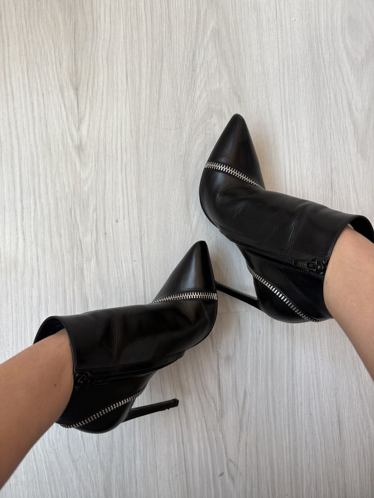 Yves Saint Laurent Yves Saint Laurent boots Size US 6.5 / IT 36.5 - 6 Thumbnail