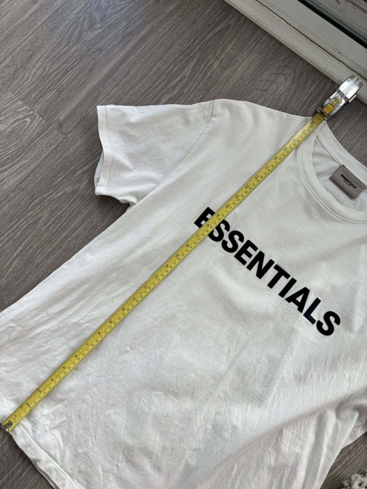 Essentials Essentials White Logo T-Shirt size M Size US M / EU 48-50 / 2 - 10 Thumbnail