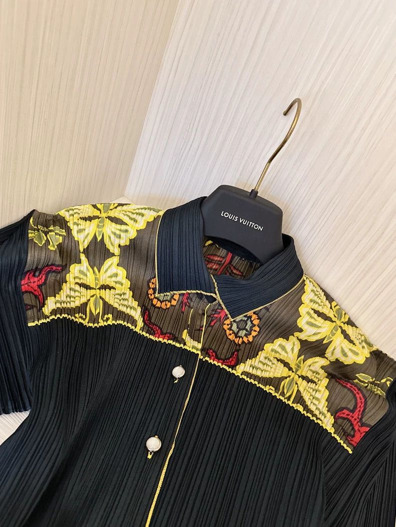 Issey Miyake Issey Miyake size:3 Black Chinese-style butterfly cardigan Size M / US 6-8 / IT 42-44 - 2 Thumbnail