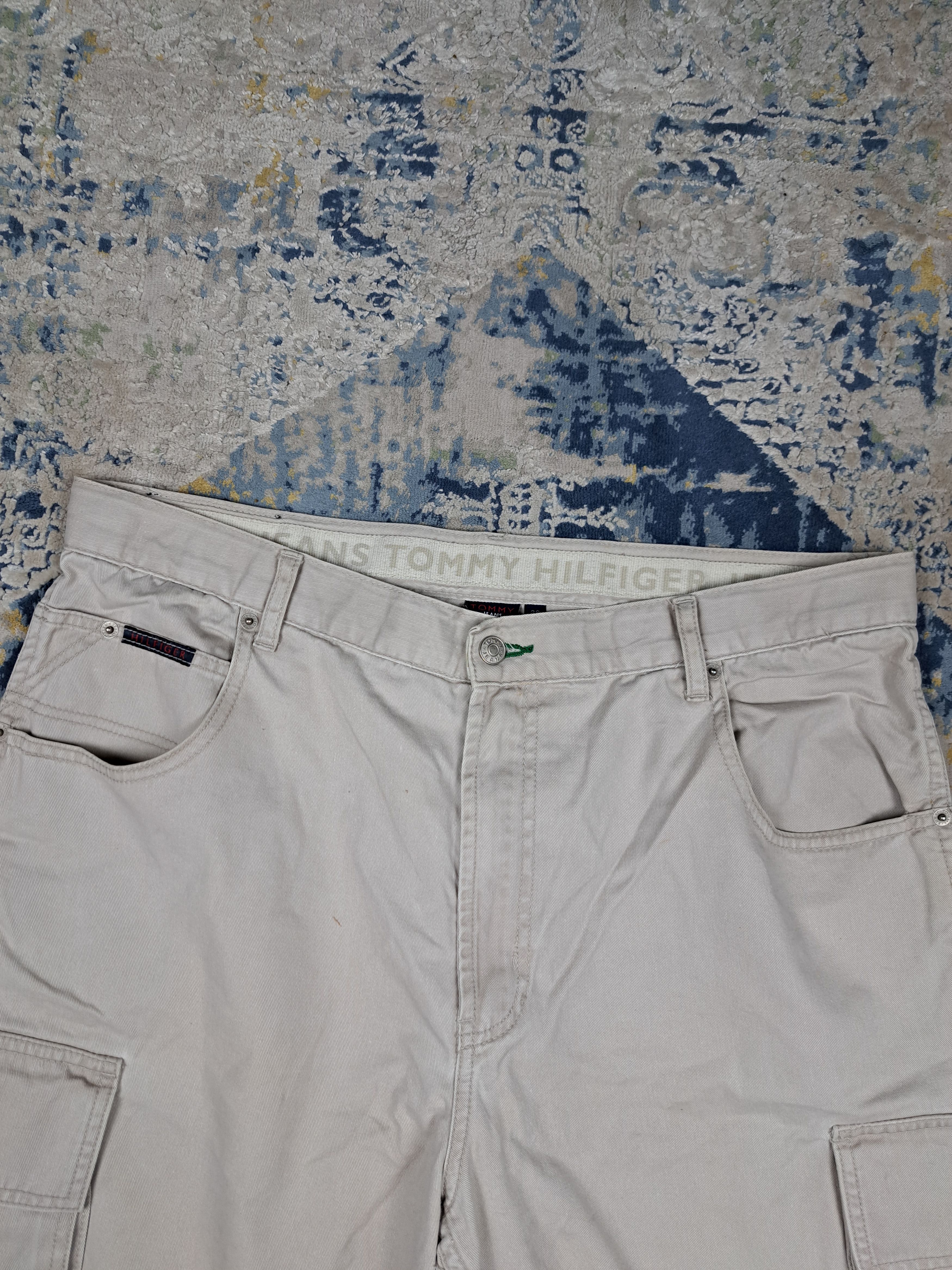 Tommy Hilfiger VTG 90s Tommy Hilfiger Cargo Shorts Jorts Baggy Rap Hip Hop Size US 36 / EU 52 - 8 Thumbnail