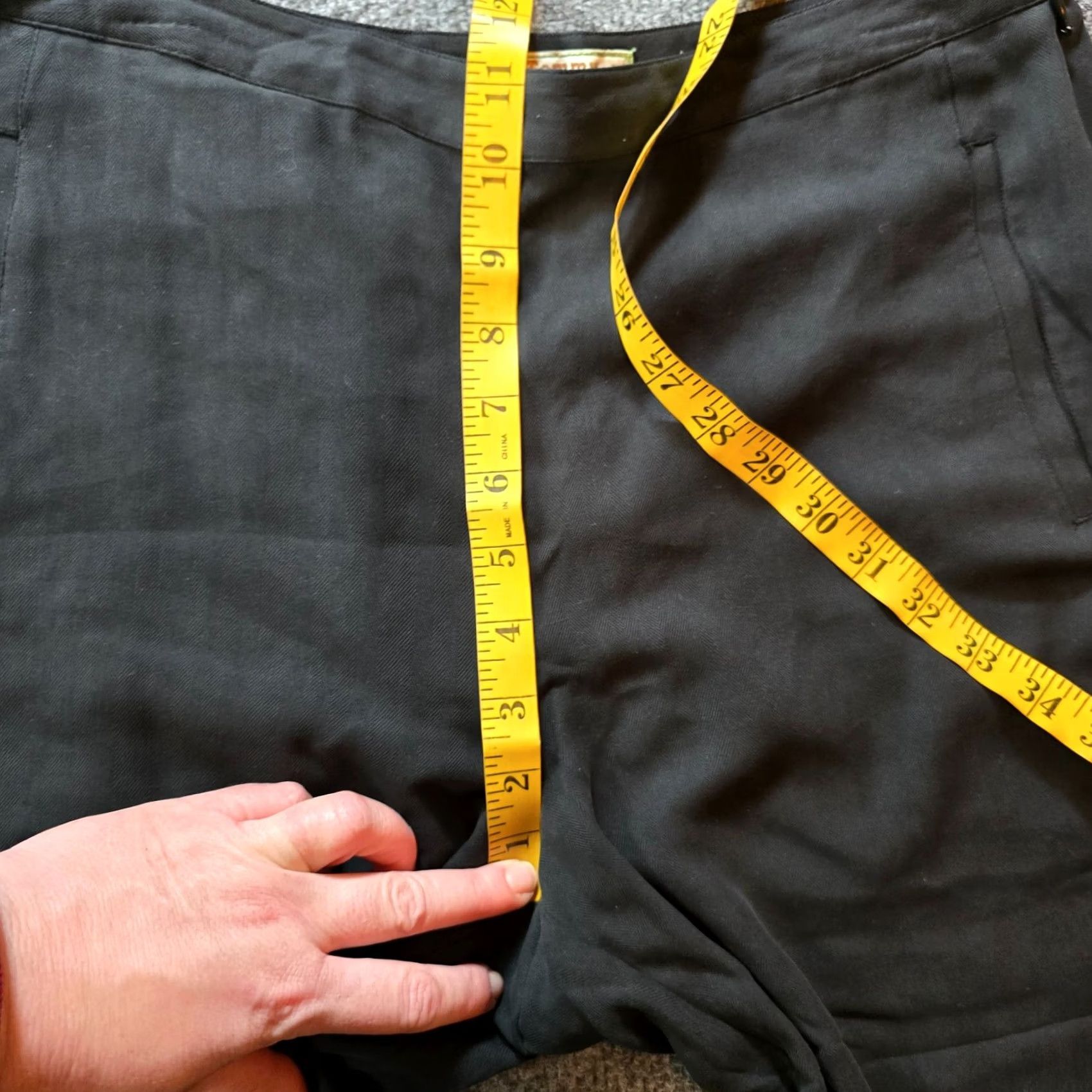 Tommy Bahama Tommy Bahama Pants Womens Size 8 Black Silk Wide-Leg Side Zip Cropped Casual Size 30" / US 8 / IT 44 - 7 Thumbnail