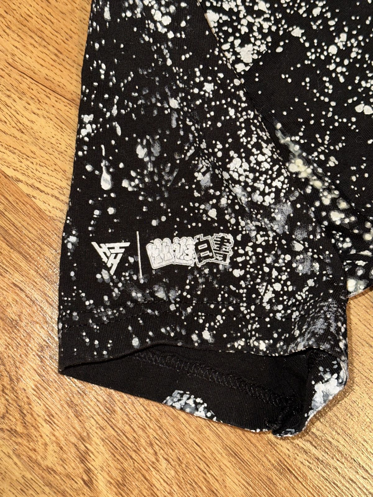 Hypland Hypland Yu Yu Hakusho SHIRT All Over Print Yusuke Gun ANIME Size US M / EU 48-50 / 2 - 6 Thumbnail