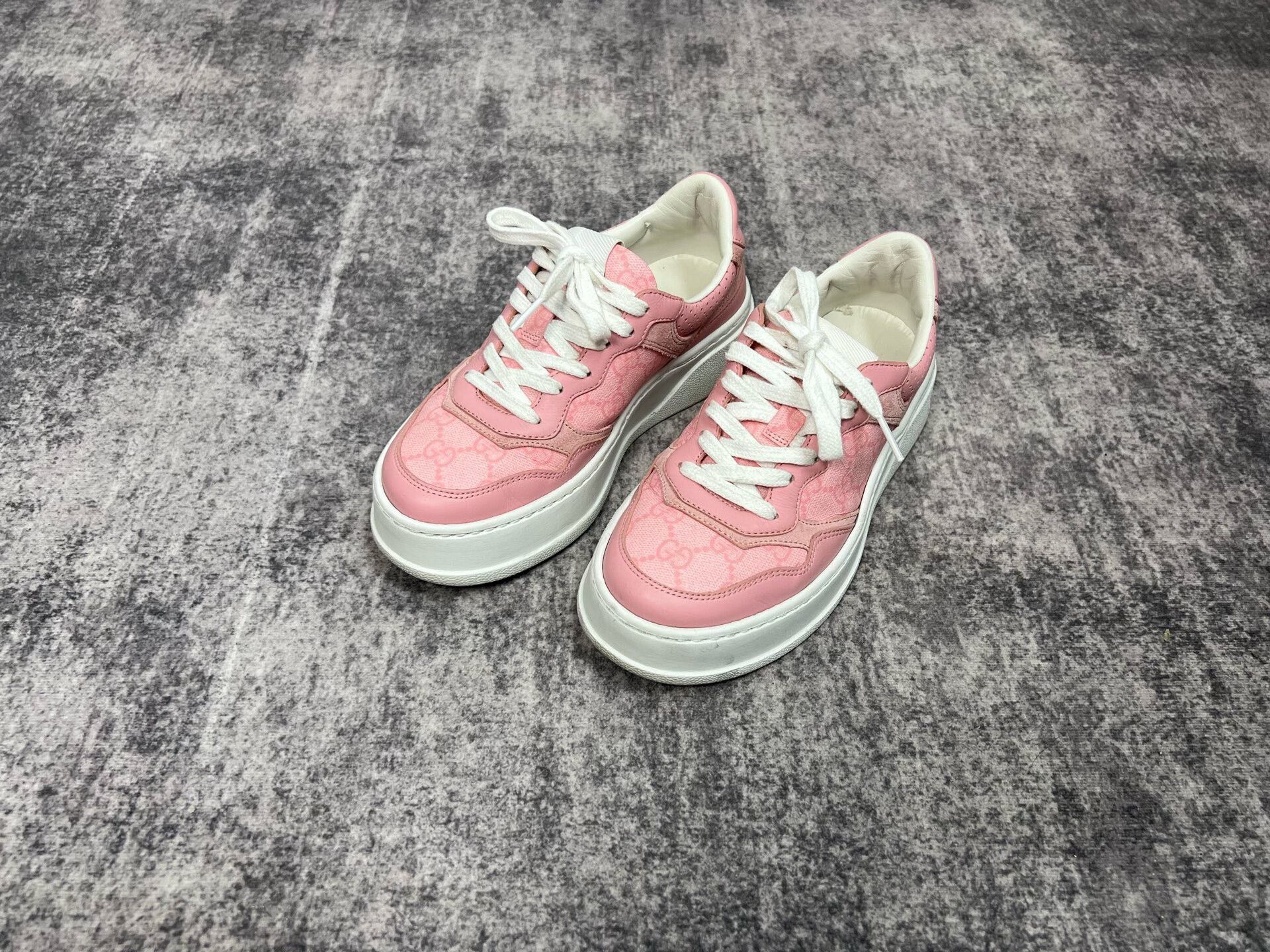 Gucci Gucci Pink Monogram Cookie Sneakers Size US 4.5 / IT 34.5 - 1 Thumbnail