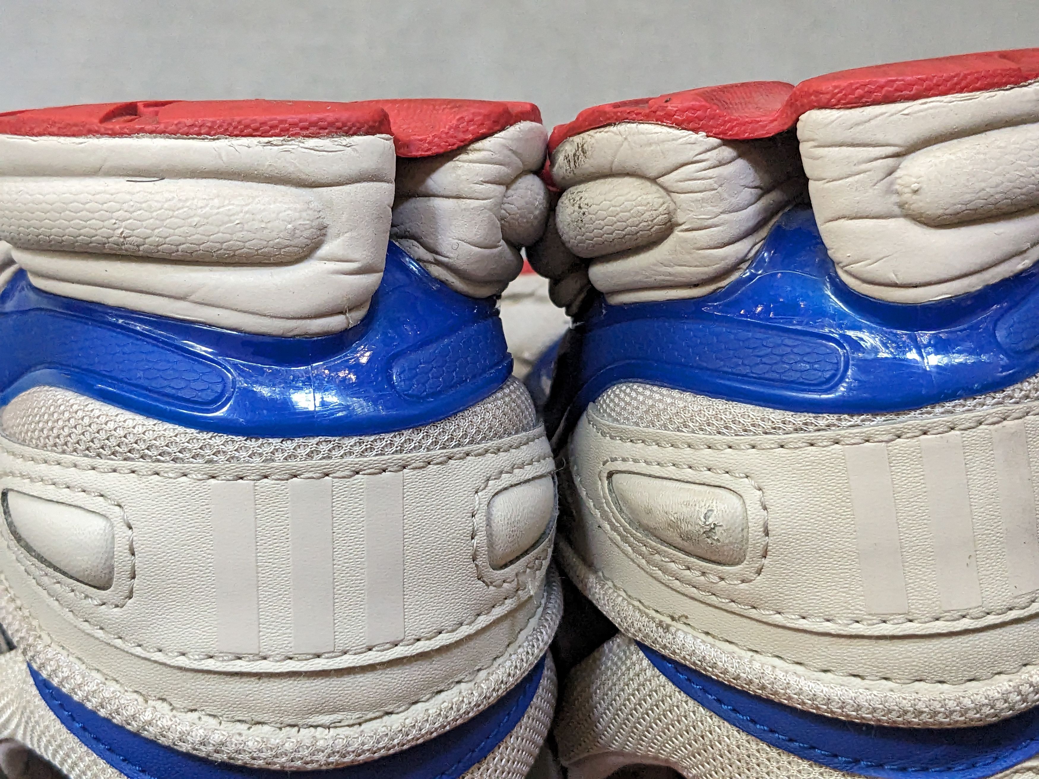 Adidas × Raf Simons Adidas x Raf Simons Ozweego Replicant Size 7 Low F34237 Size US 7 / EU 40 - 18 Thumbnail
