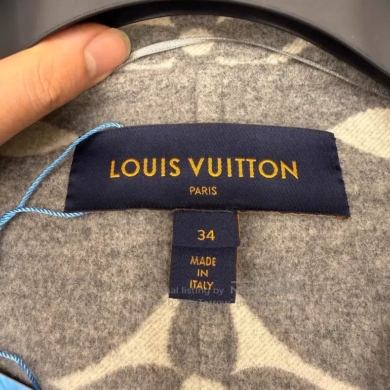 Louis Vuitton Louis Vuitton Grey big presbyopia long bathrobe coat Size XXS / US 00 / IT 34 - 3 Thumbnail