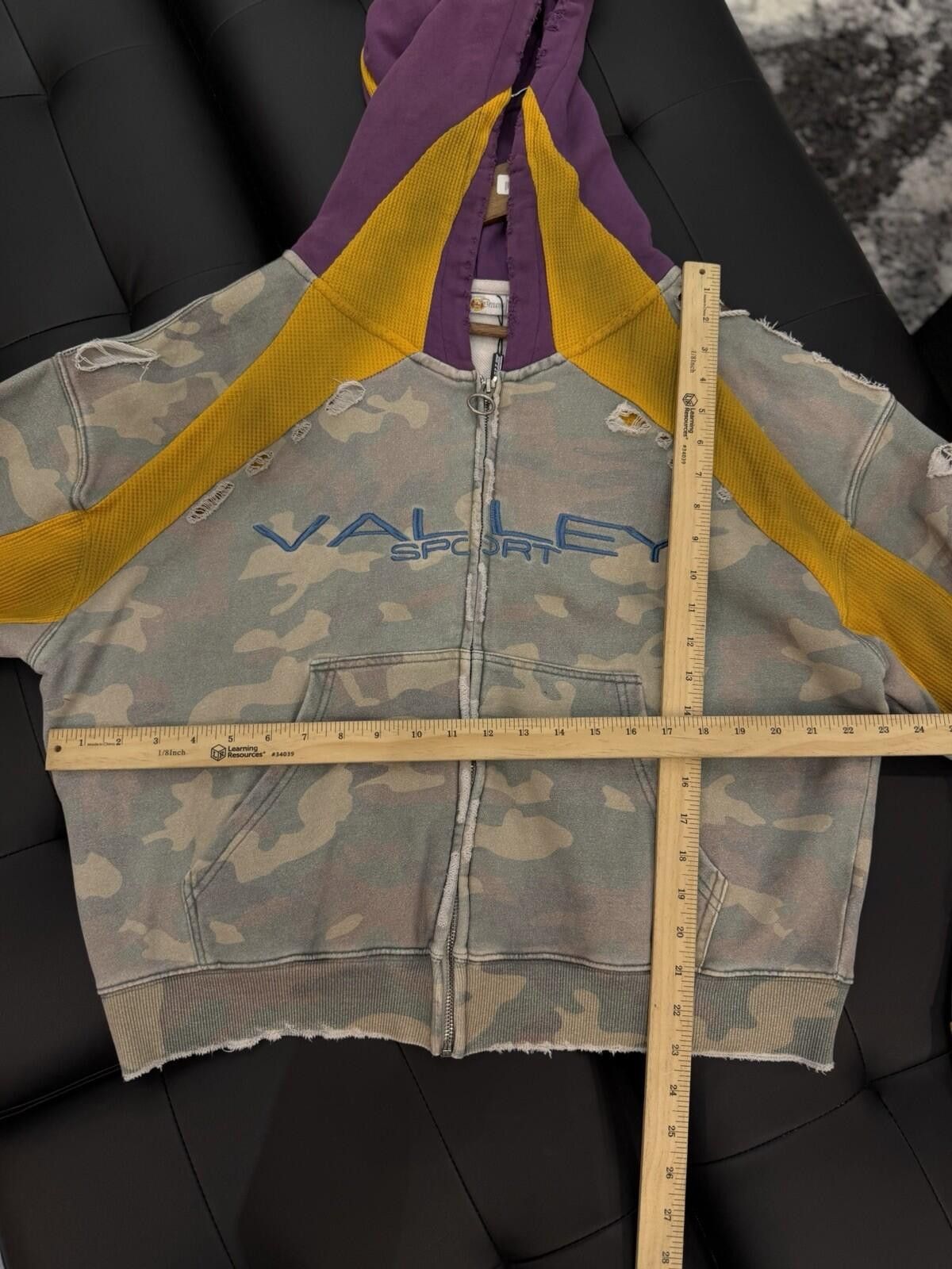 Vale Small - Vale Zip Up Hoodie Authentic Valley Brand New Size US S / EU 44-46 / 1 - 12 Thumbnail