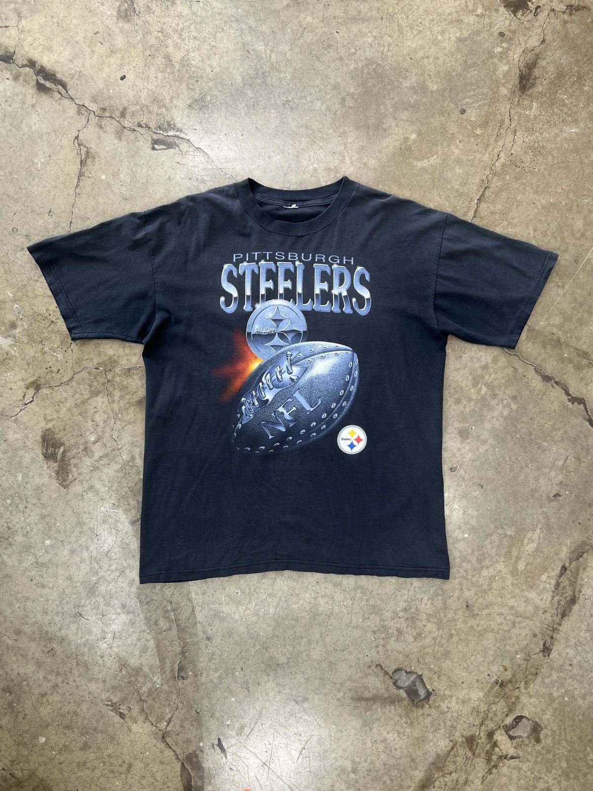 NFL Vintage NFL Pittsburgh Steelers Iron Football Steel Tee XXXL Size US XXL / EU 58 / 5 - 2 Thumbnail
