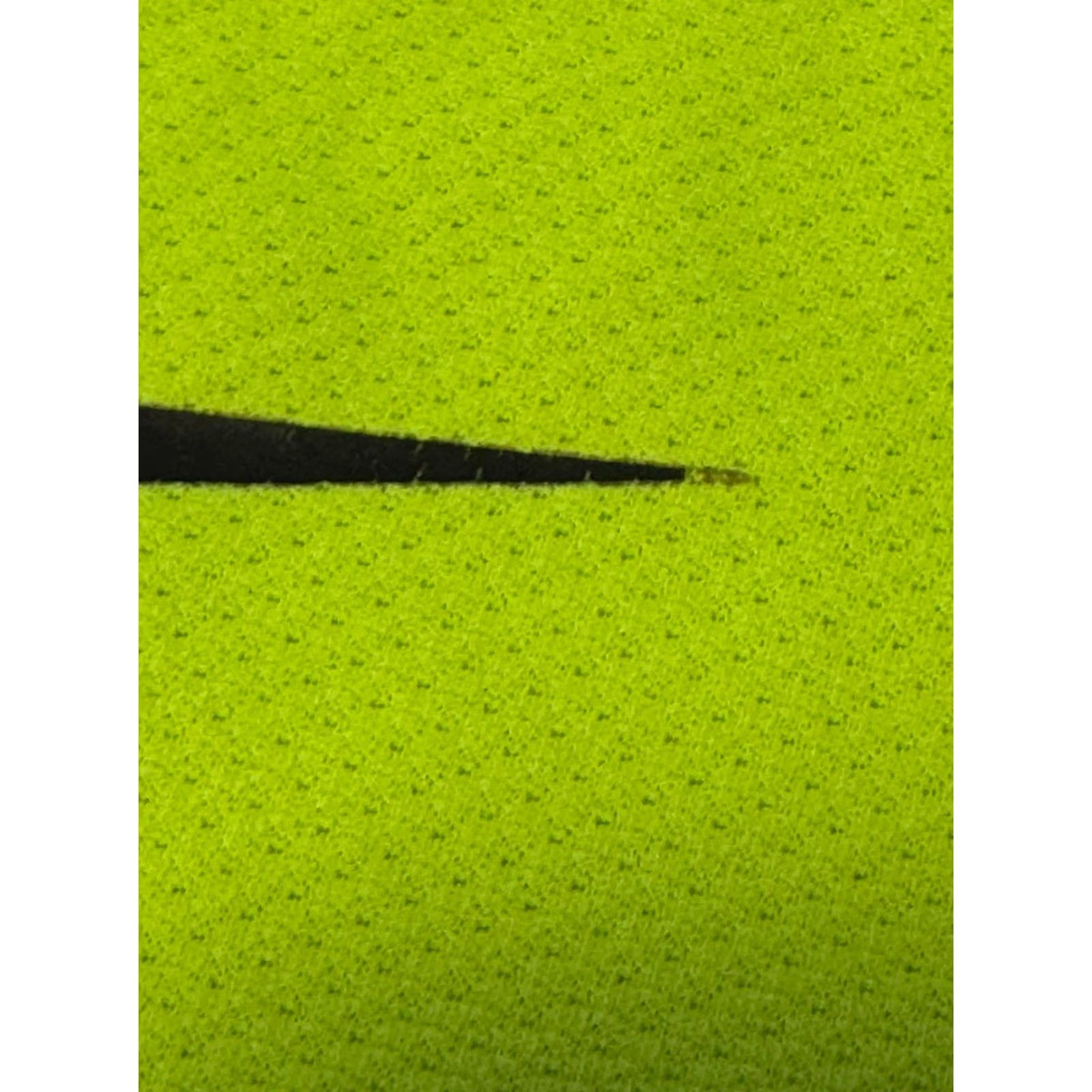 Nike Nike Squad Dri-Fit Original 2018 Men Football Soccer Shirt Jersey Tee Size S Neon Short Sleeve Regular 100% Polyester Football Nike Dri-FIT Mens Shirt Size US S / EU 44-46 / 1 - 7 Thumbnail