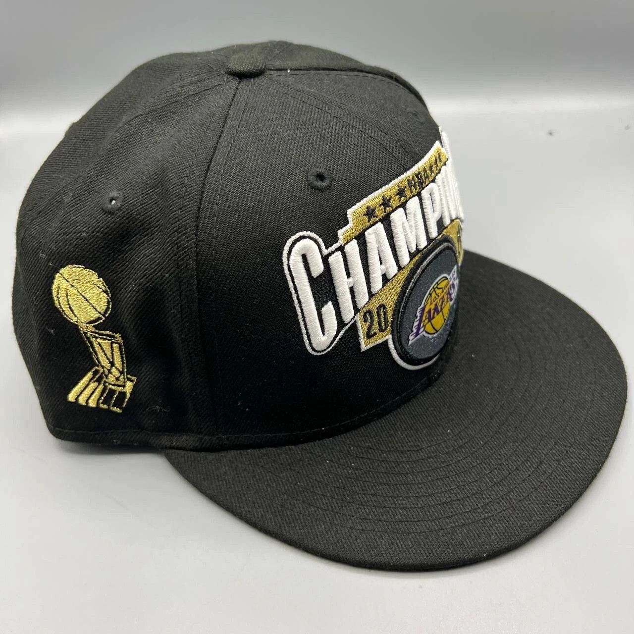 New Era Los Angeles LA Lakers Hat Men 2020 NBA Champions Snap Back Size ONE SIZE - 5 Thumbnail
