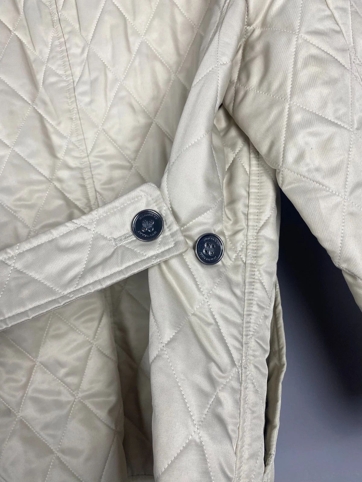 Burberry Burberry Women's Quilted Jacket – Ivory / Cream, Size M Size M / US 6-8 / IT 42-44 - 11 Thumbnail