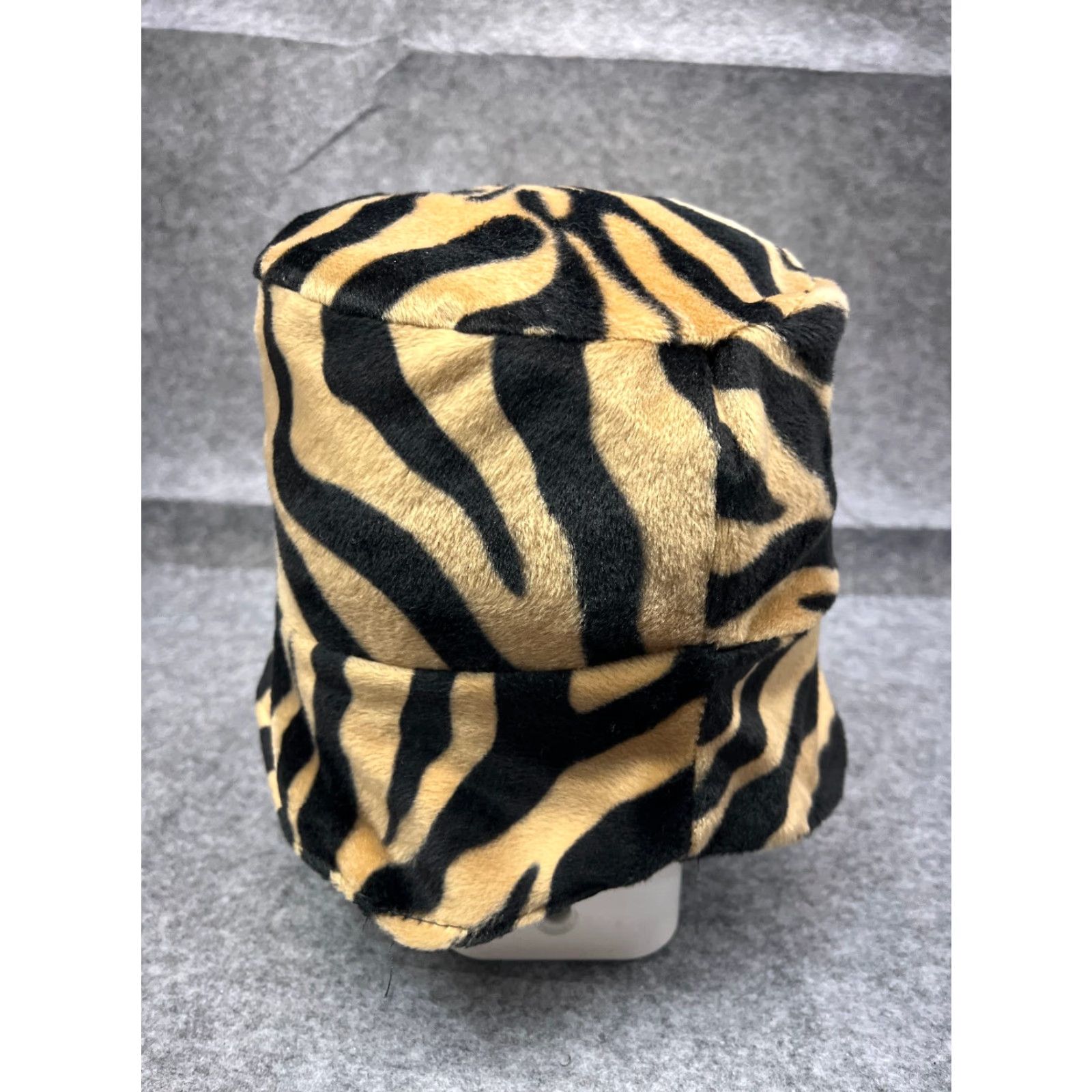 Vintage Duck Bucket Hat Adult One Size Beige Black Zebra Print Poly Blend Reversible Size ONE SIZE - 6 Thumbnail