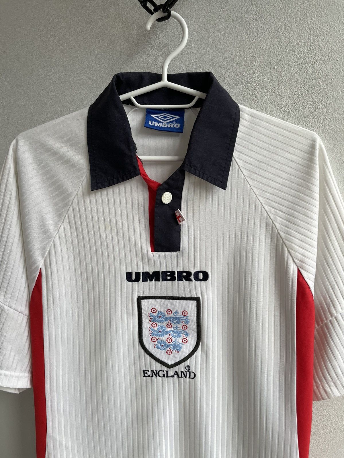Vintage ENGLAND 1998 1999 Home Football Shirt Soccer Jersey Umbro Size US L / EU 52-54 / 3 - 3 Thumbnail