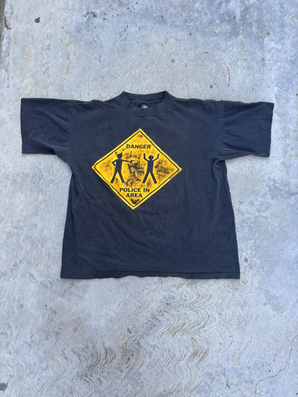 Vintage Vintage 90s Police Brutality T Shirt Size US L / EU 52-54 / 3 - 1 Thumbnail