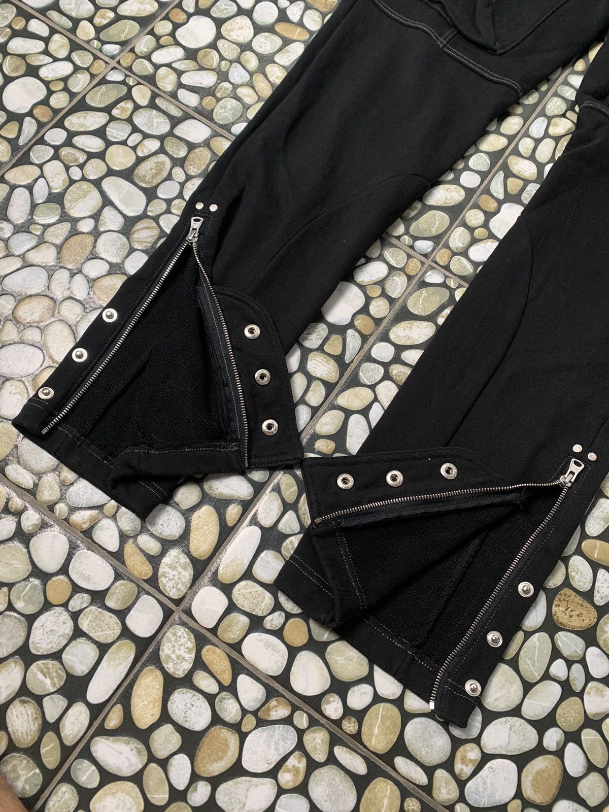 FAR FROM WHAT Far FromWhat Archieve Sweat Pants Size US 32 / EU 48 - 2 Thumbnail