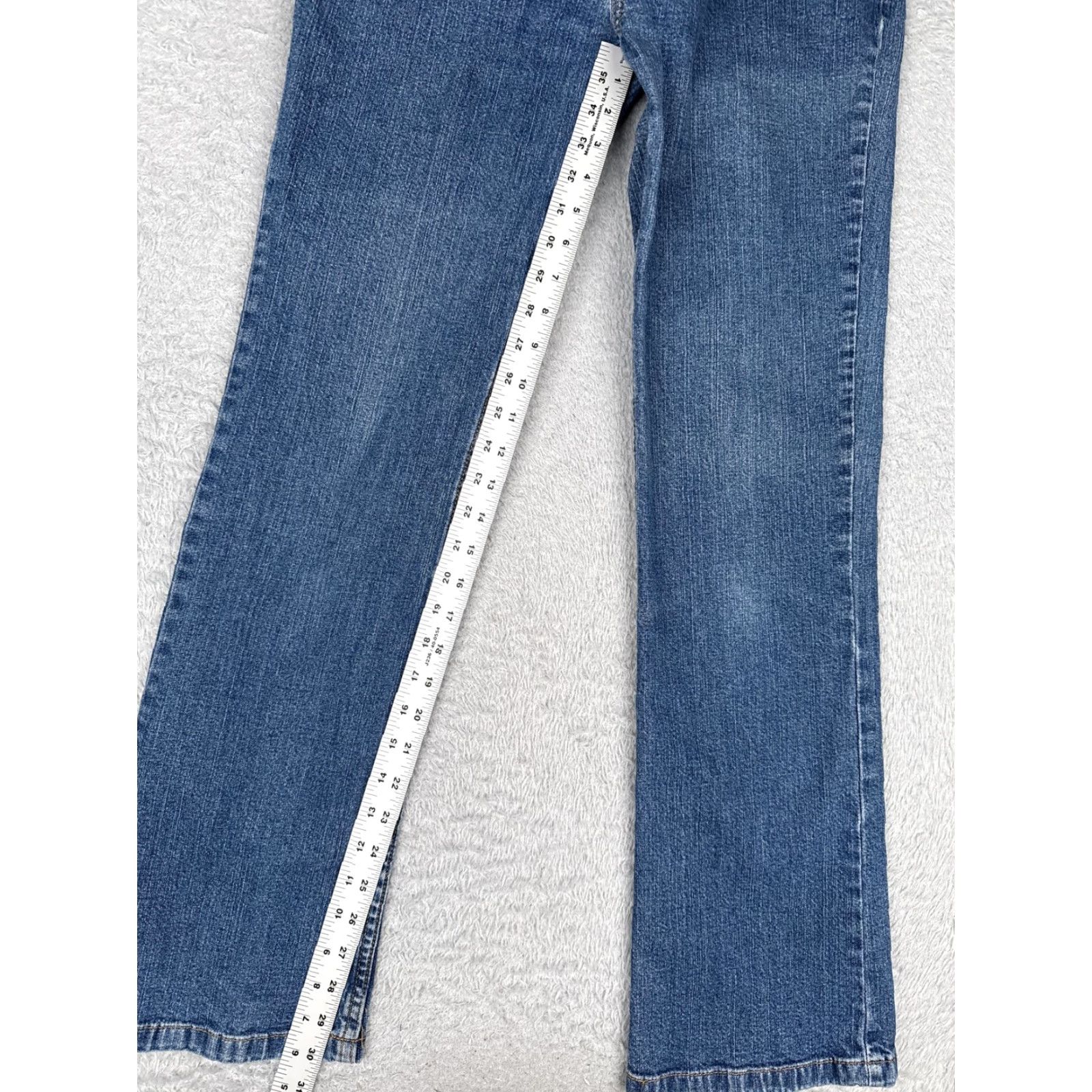Eddie Bauer Eddie Bauer Jeans Women 28x31 Blue Denim Relaxed Straight Leg Medium Wash Casual Size 28" / US 6 / IT 42 - 7 Thumbnail