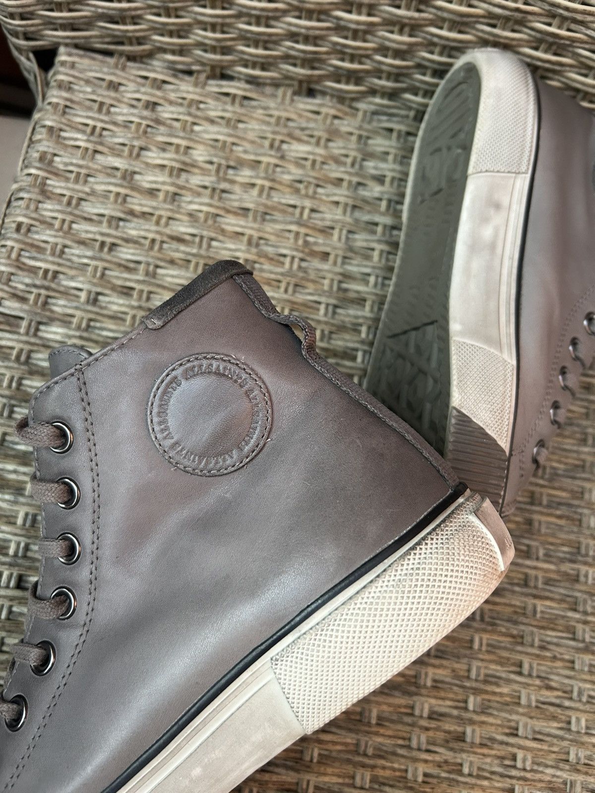 Allsaints All Saints Osun Leather Men’s Hi-Top Sneakers Size 41 Size US 8 / EU 41 - 7 Thumbnail