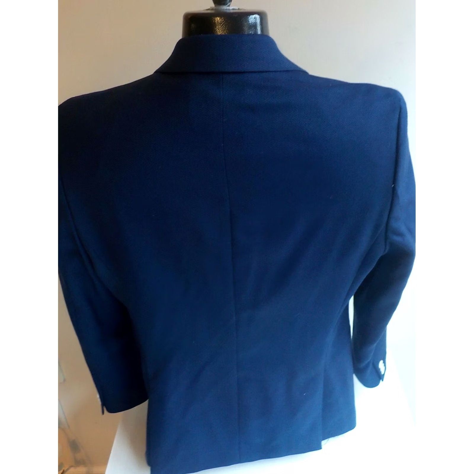 H&M H&M 2 Button Textured Suit Blue with White Buttons Jacket/Coat Size 40R Pants Size 33 Flat Front 30X? (Note: This is invalid due to constraints) Size 40R - 4 Thumbnail