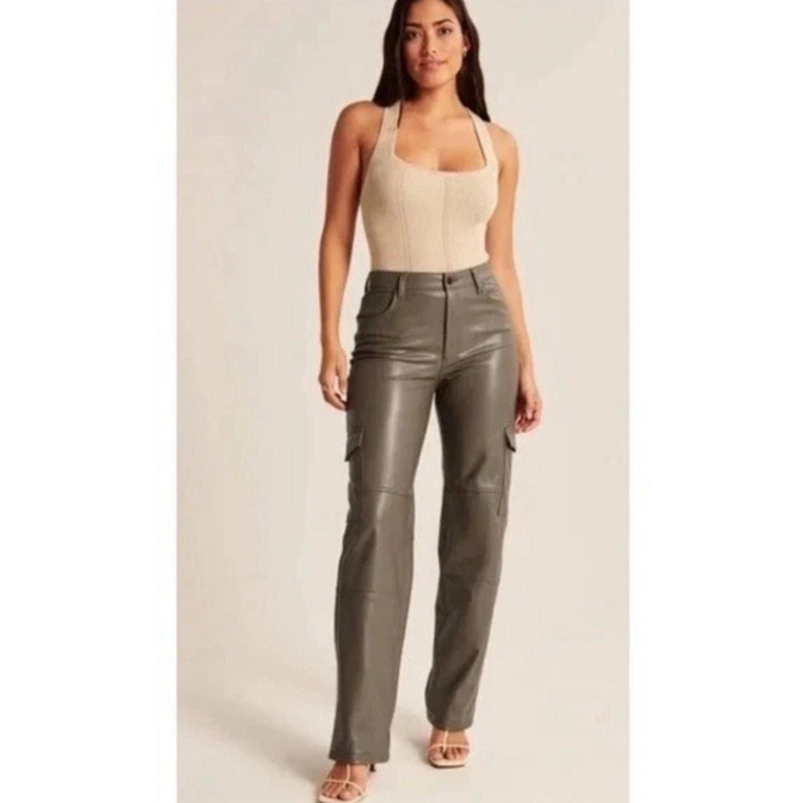 Abercrombie & Fitch Abercrombie & Fitch Faux Leather The '90s Relaxed Cargo Size 35" - 1 Thumbnail