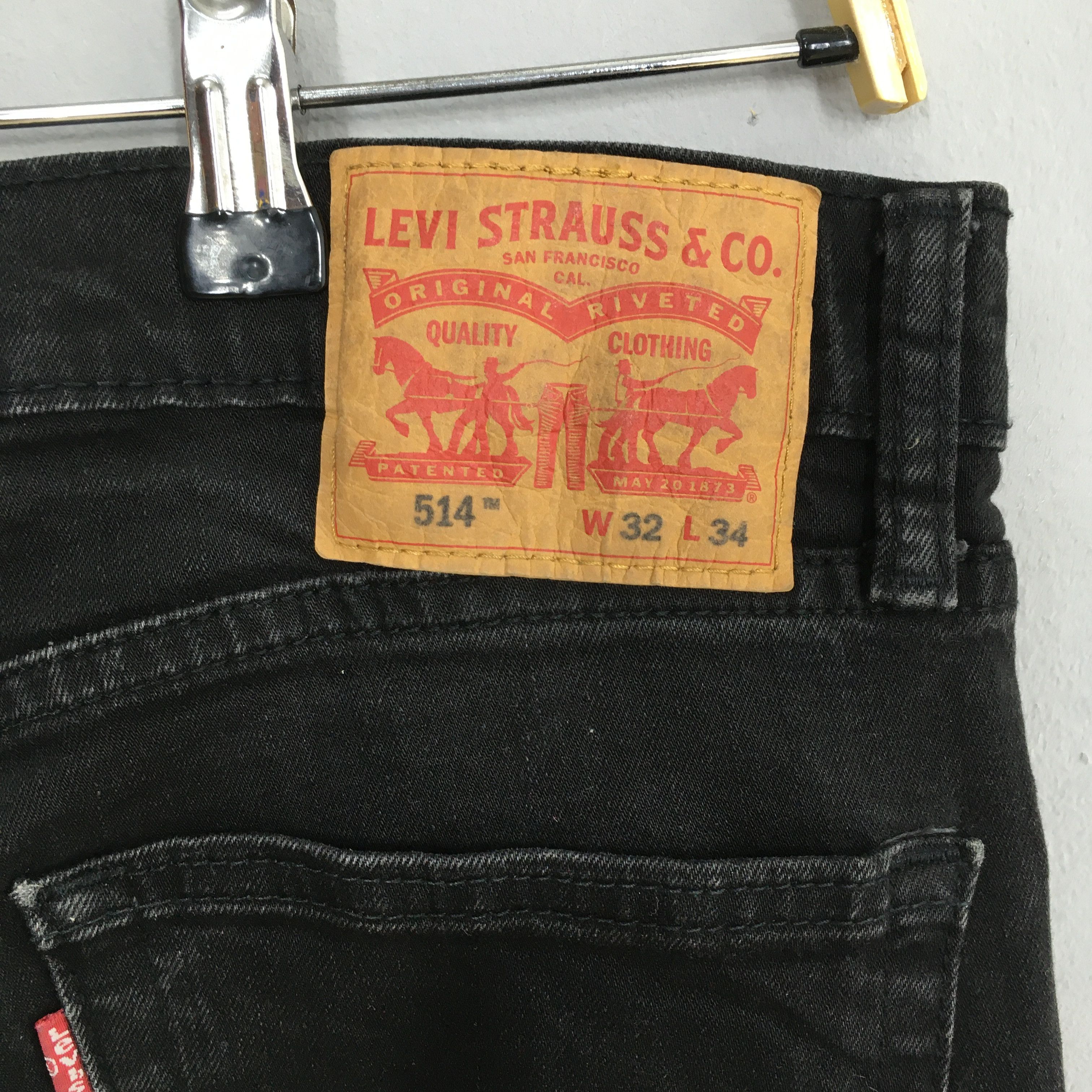 Levi's Size 30x33 Vintage Levi's 514 Black Jeans Straight Leg S634 Size US 30 / EU 46 - 14 Thumbnail