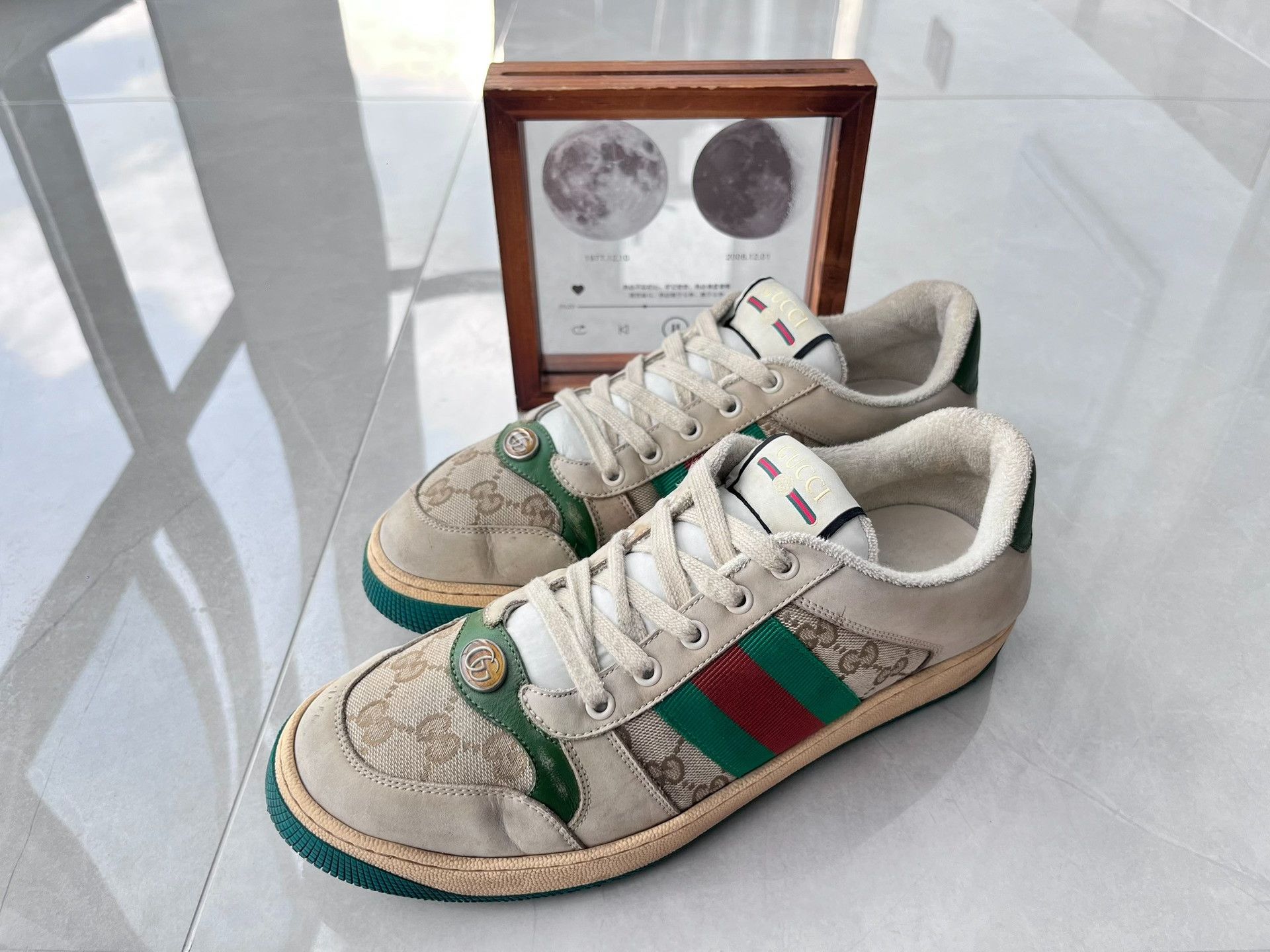 Gucci Gucci Distressed Green Lowtop Sneakers 10 Men Size US 10 / EU 43 - 1 Thumbnail