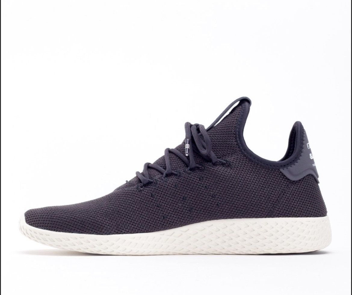 Louis Vuitton Adidas Pharrell Williams Tennis Black Men’s 6 Women’s 7.5 Size US 9 / EU 42 - 2 Thumbnail