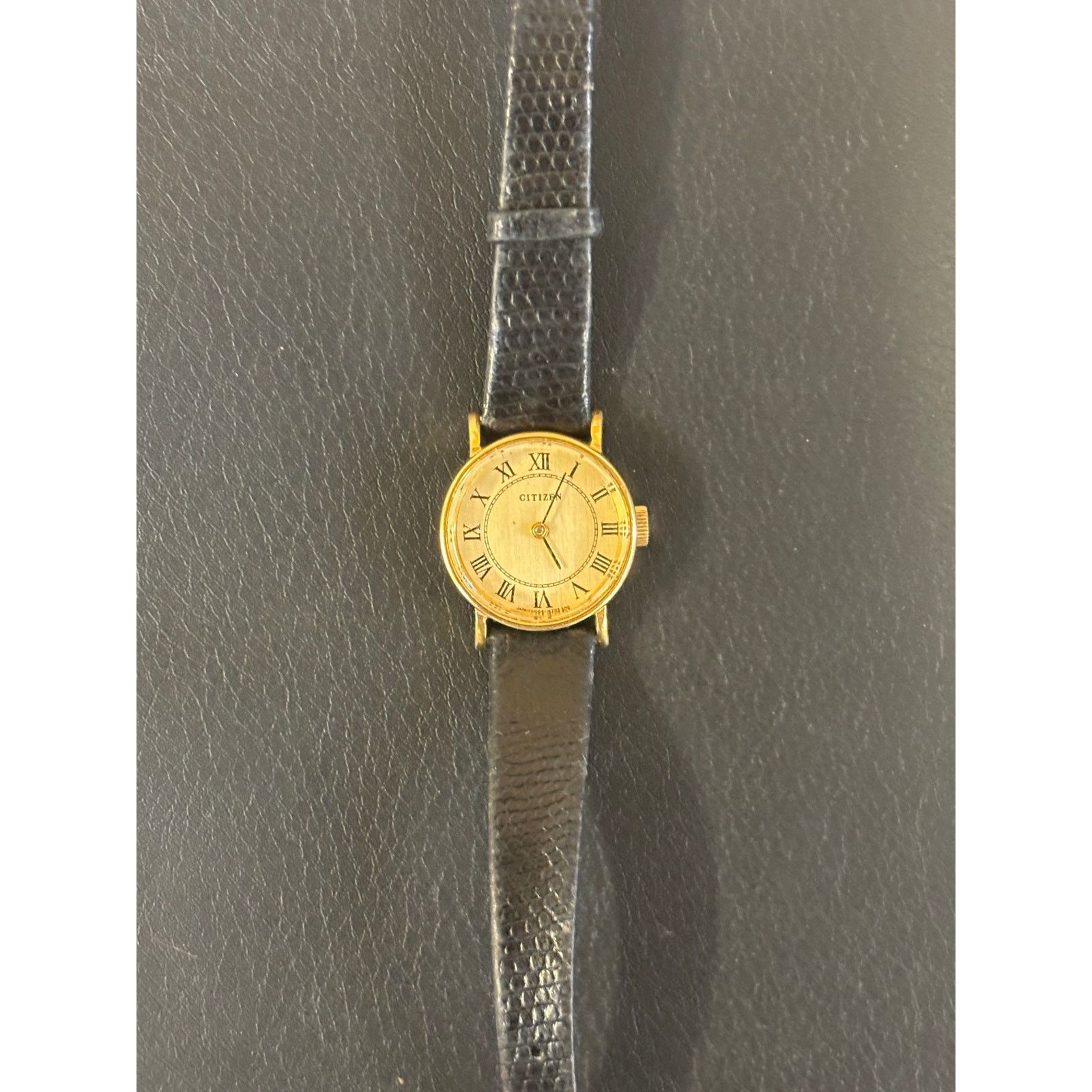 Citizen Vintage Citizen Windup Womens Watch! It runs! Size ONE SIZE - 2 Thumbnail
