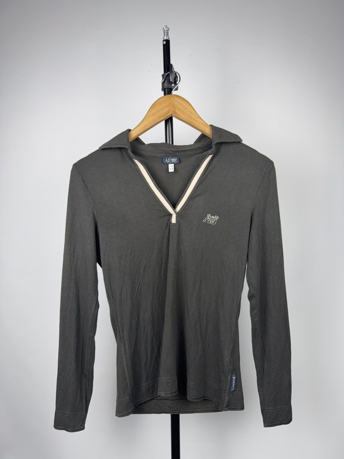 Armani Vintage 90s Retro Armani Jeans V-Neck Long Sleeve Logo Top Size M / US 6-8 / IT 42-44 - 1 Thumbnail