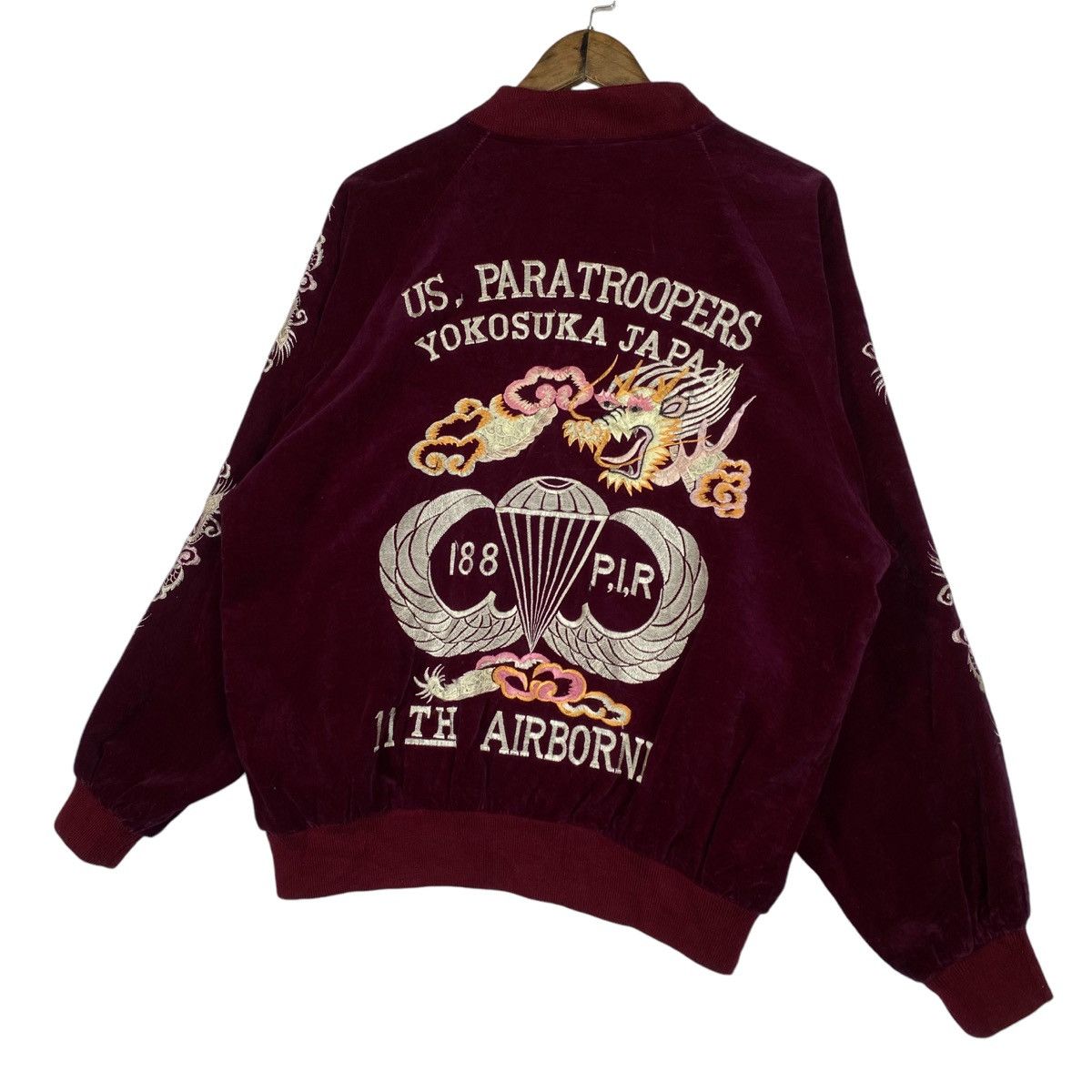 Japanese Brand Vintage Sukajan Embroidery Silk Lined Velvet Jacket Size US L / EU 52-54 / 3 - 7 Thumbnail