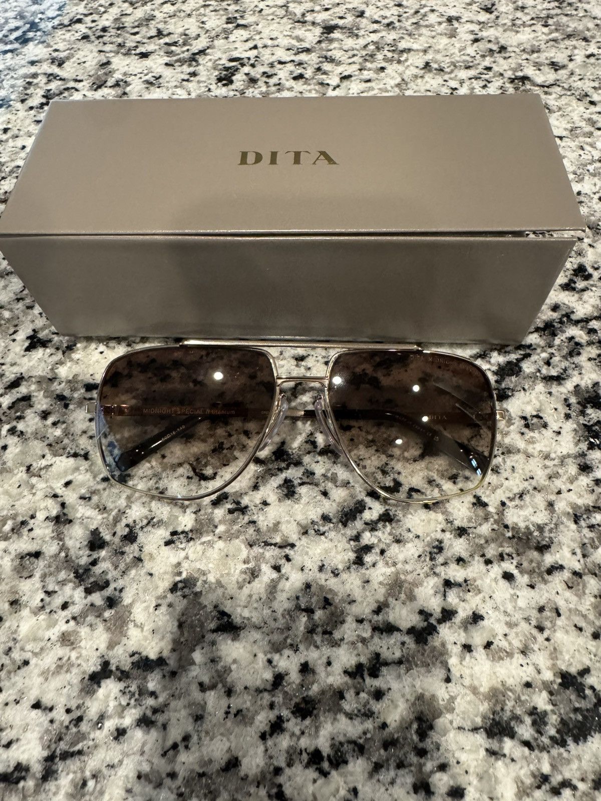 Dita Dita Midnight Special in 12k Gold Size ONE SIZE - 6 Thumbnail